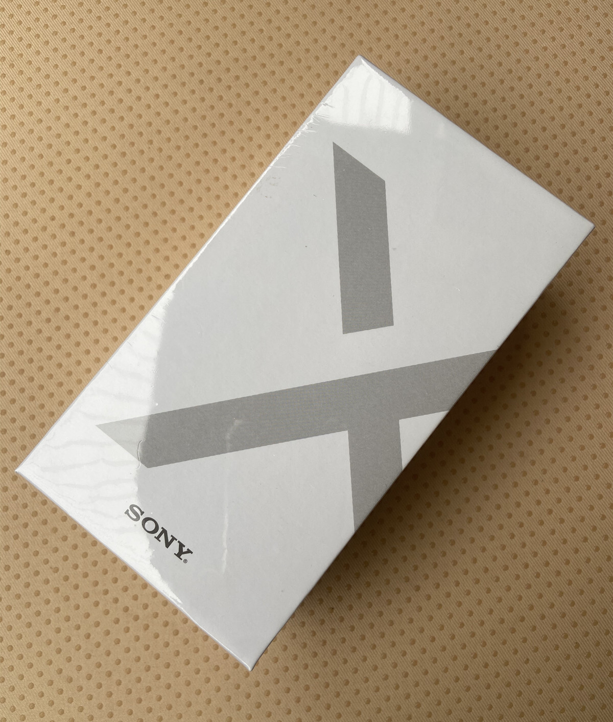 Sony Xperia XZ Premium G8142 Dual SIM 64GB+ 4GB Unlocked Smartphone–NEW SEALED