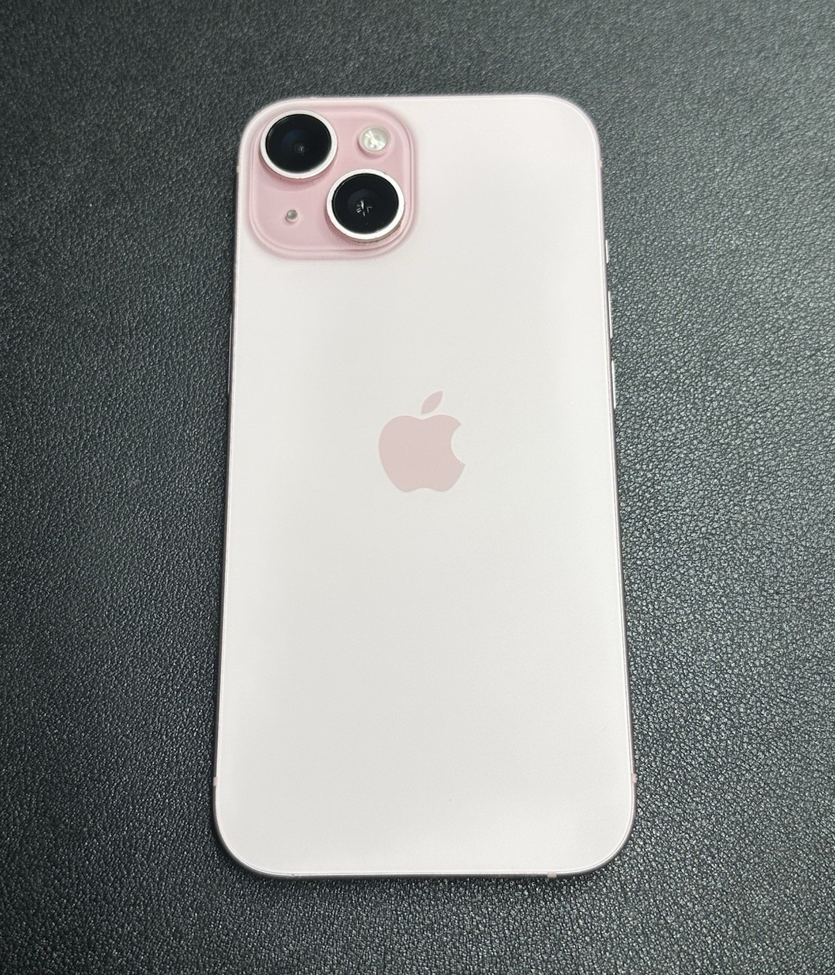 Apple iPhone 15 – Pink – AS IS – FOR PARTS ONLY