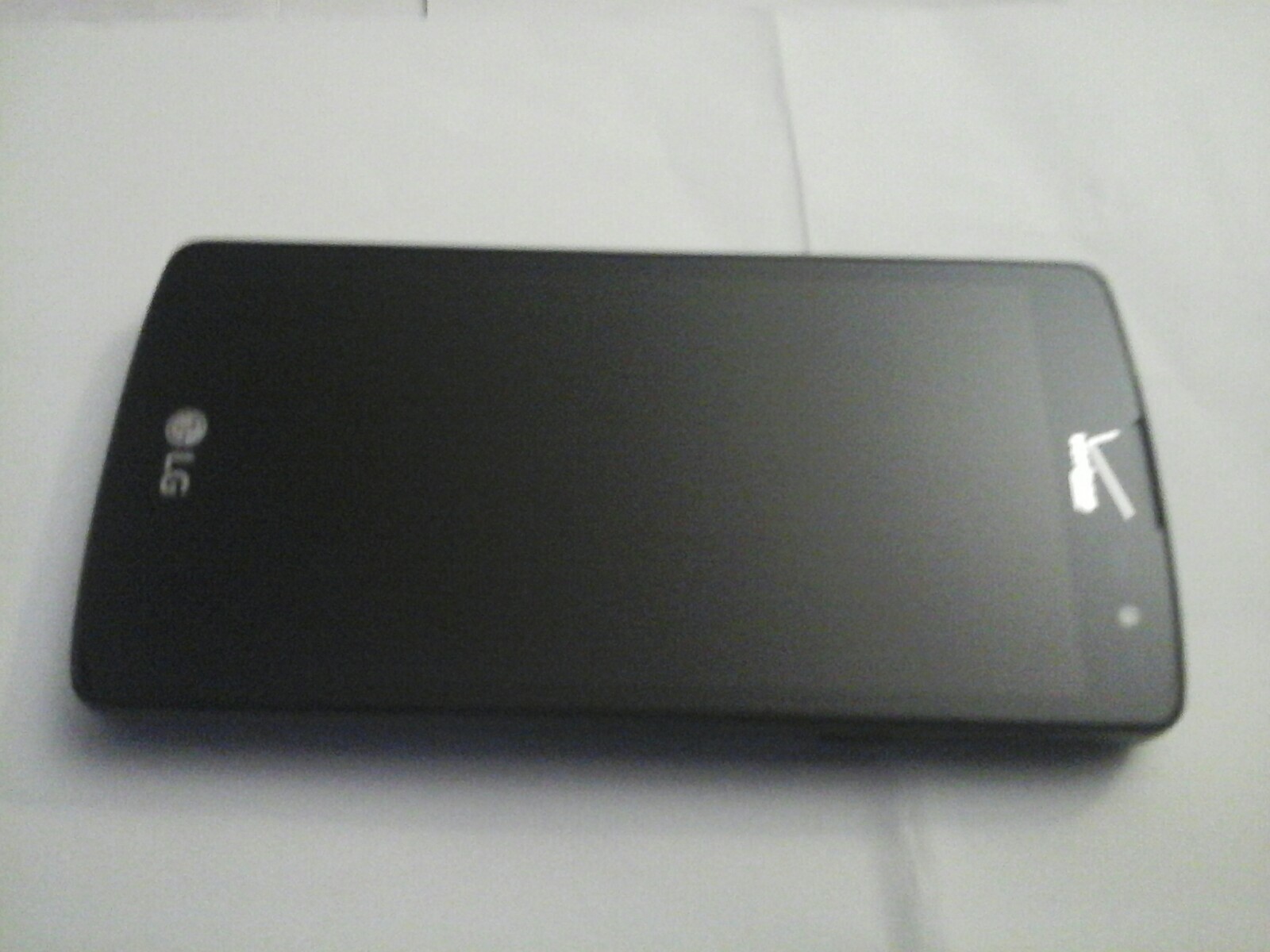 LG VW820 Lancet – 8GB -Black (Verizon) Windows Smartphone nice condition proowd