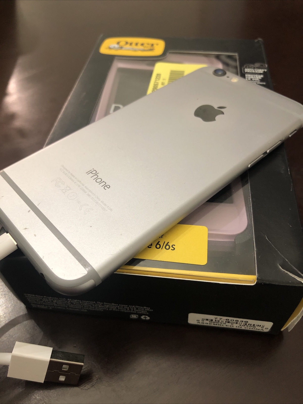 Apple iPhone 6 – 64GB AT&T Space Gray A1586
