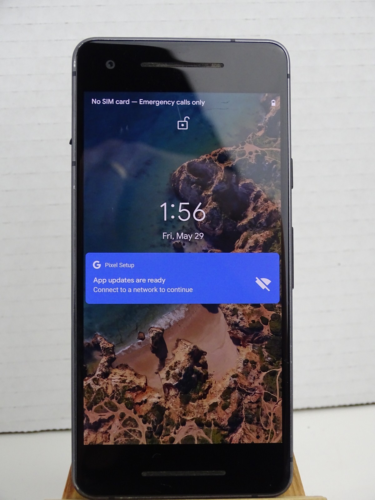 Google Pixel 2 Android Smartphone Wi-Fi Bluetooth 5.0″ LCD Octa-Core (4GB+64GB)