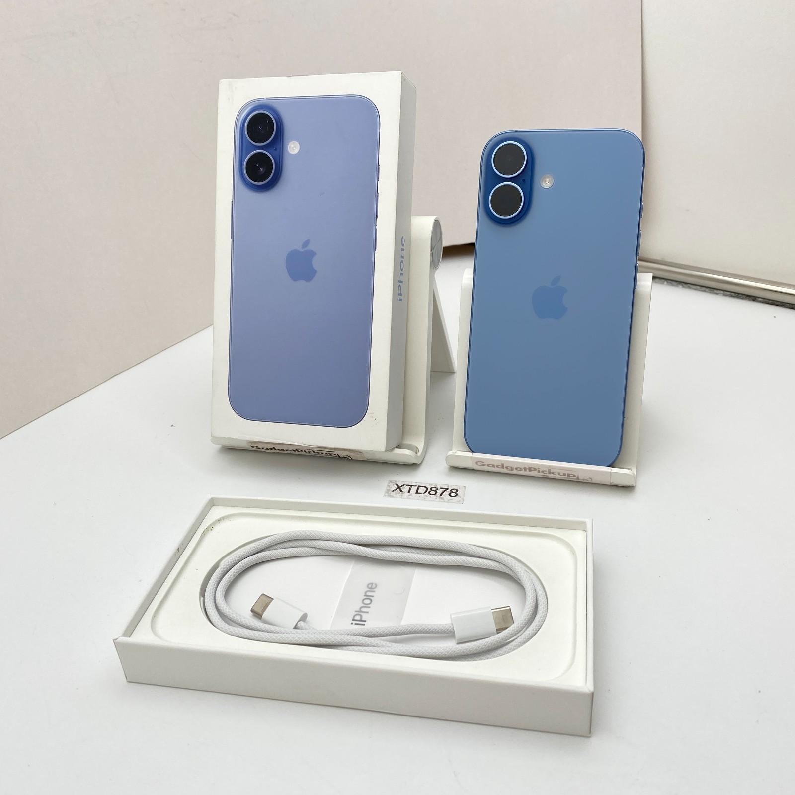 Apple iPhone 17 – 256GB – Mist Blue (Unlocked) Open Box