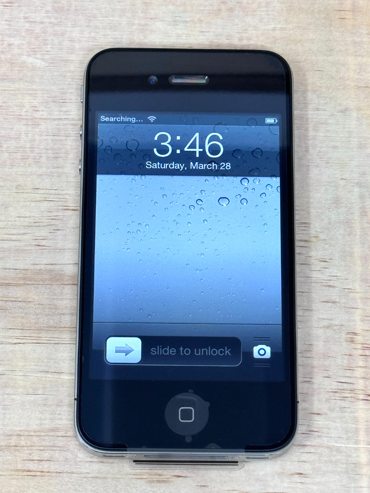 Apple iPhone 4, Black, 8 GB (AT&T) – Model: A1332, GSM, Complete w/ Original Box