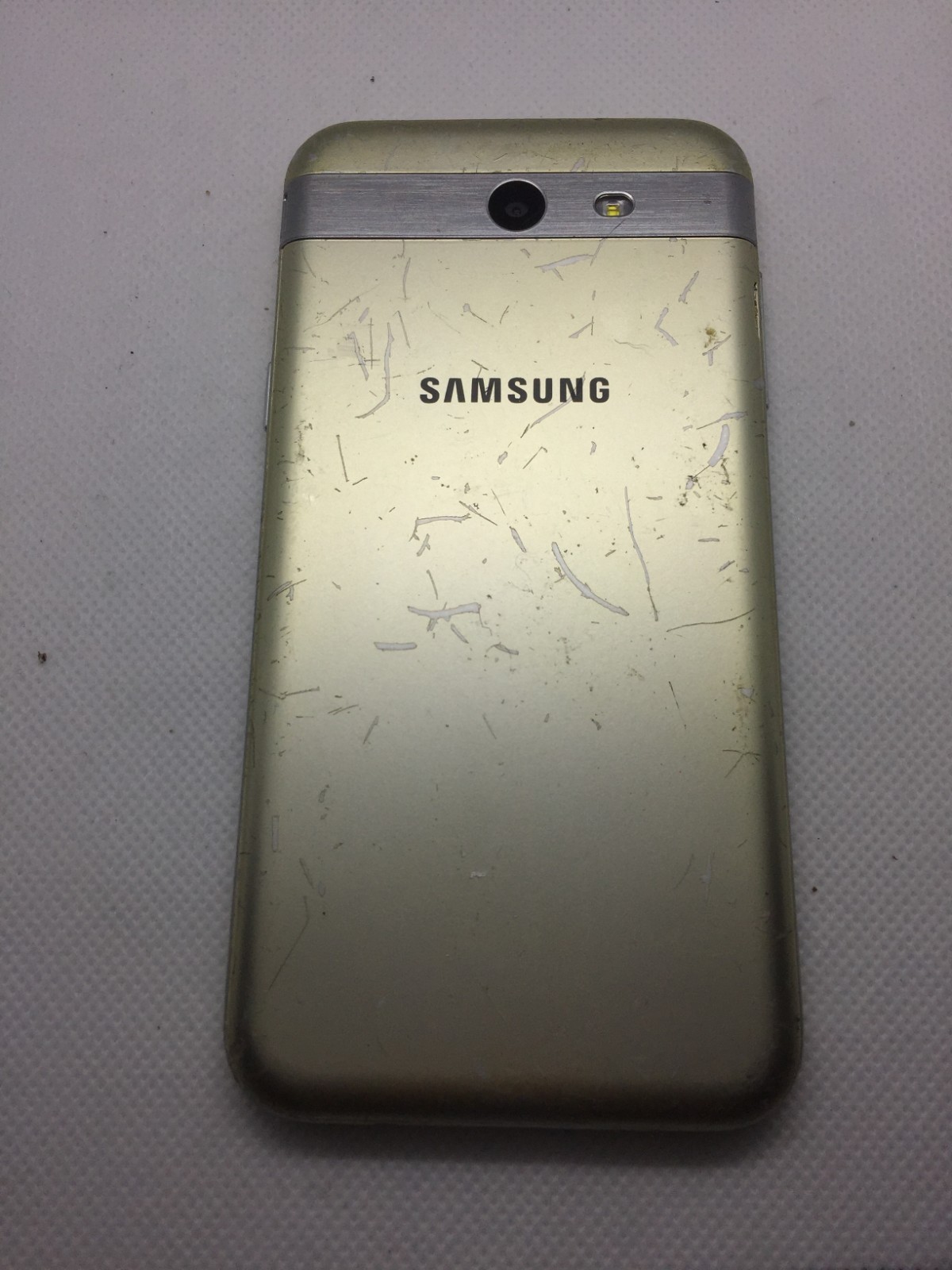 Samsung Galaxy J3 Emerge – 16 GB – Silver (Sprint) See pics