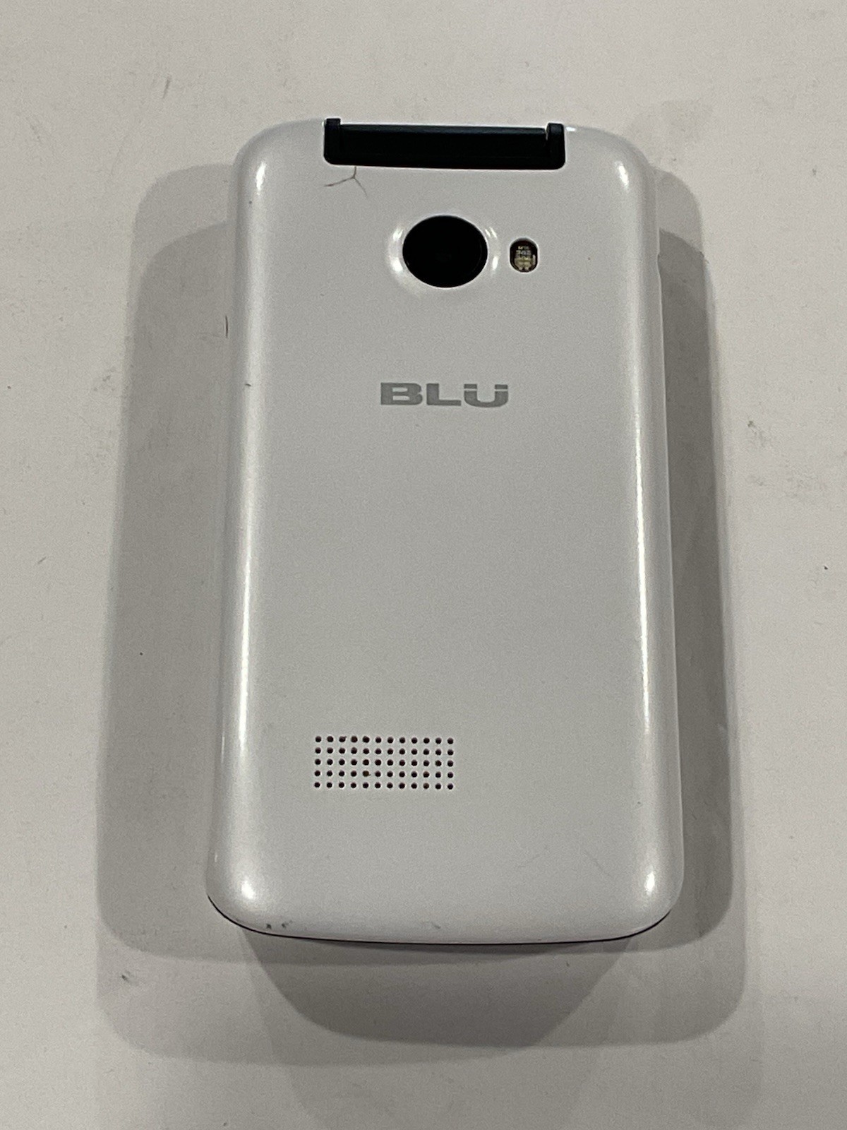 Rare Worldwide BLU Diva Flex 3G Dual Sim GSM QUAD Band Small Flip Cell Phone