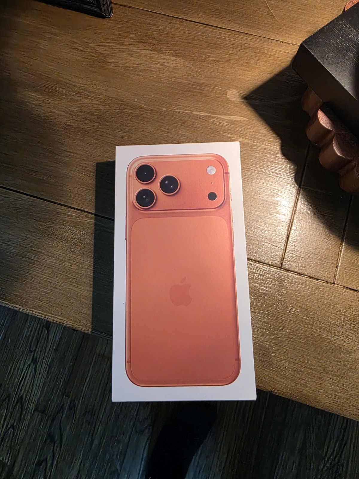 Apple iPhone 17 Pro Max – 512 GB – Cosmic Orange (Unlocked)