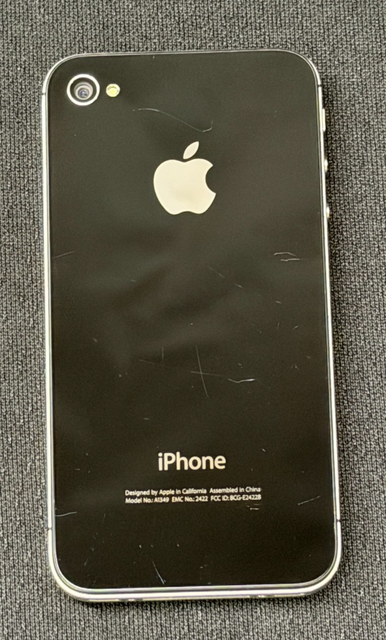 Apple iPhone 4 A1349 Original CDMA 8GB -PARTS ONLY
