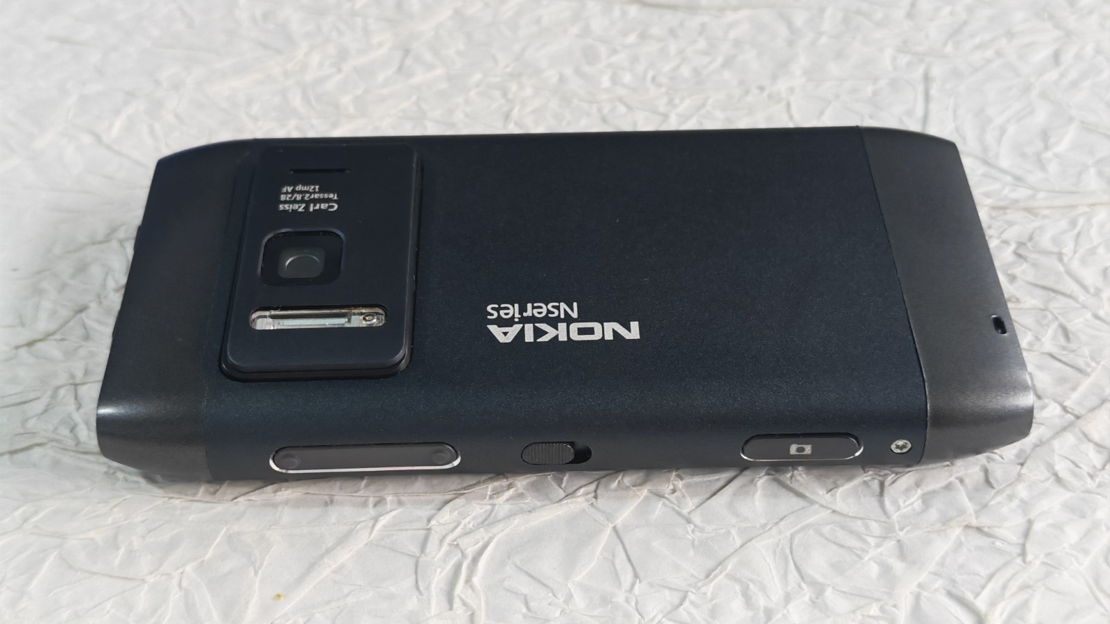 Nokia N8 Series N8-00 3G Unlocked Touchscreen 3.5″ 16GB Smartphone Reboxed