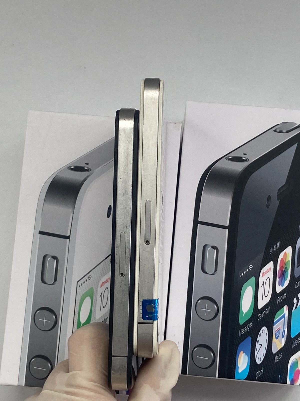Apple iPhone 4 Unlocked iOS7 White Black 8GB 16GB 32GB Tested and Function well