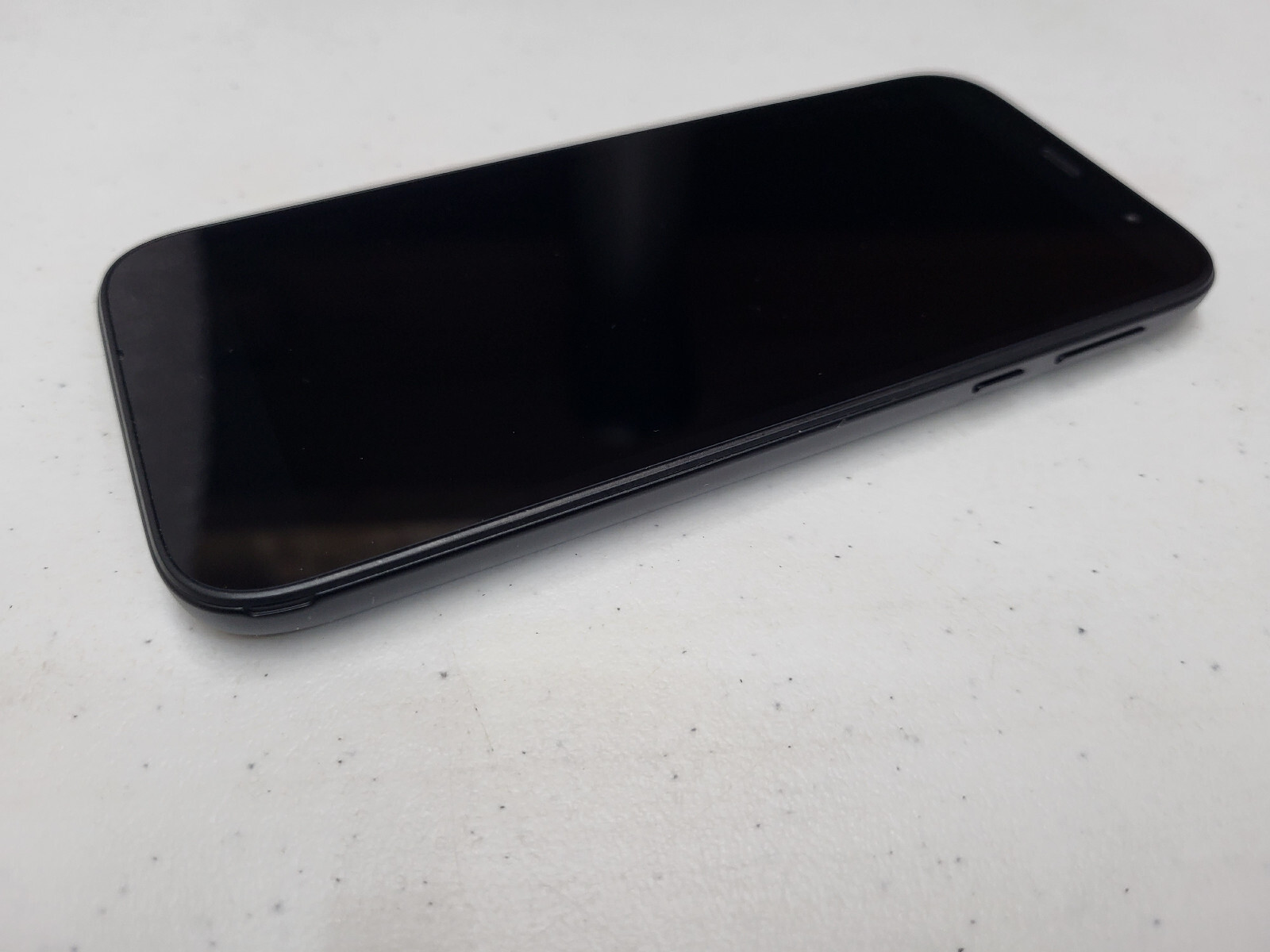 BLU View 2 – B120DL – 32GB – Black (TracFone) Android Smartphone