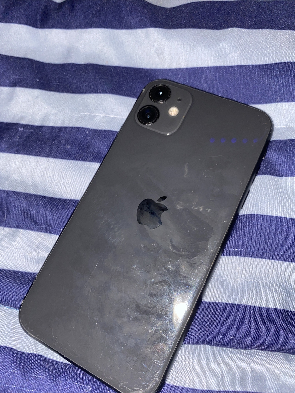 Apple iPhone 11 – 64GB – Black (Unlocked) A2111 (CDMA + GSM)