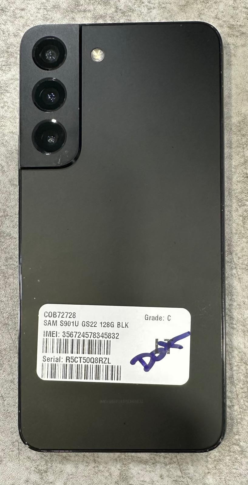 Samsung Galaxy S22 5G 128GB Unlocked- Phantom Black-Used (LCD Defective)