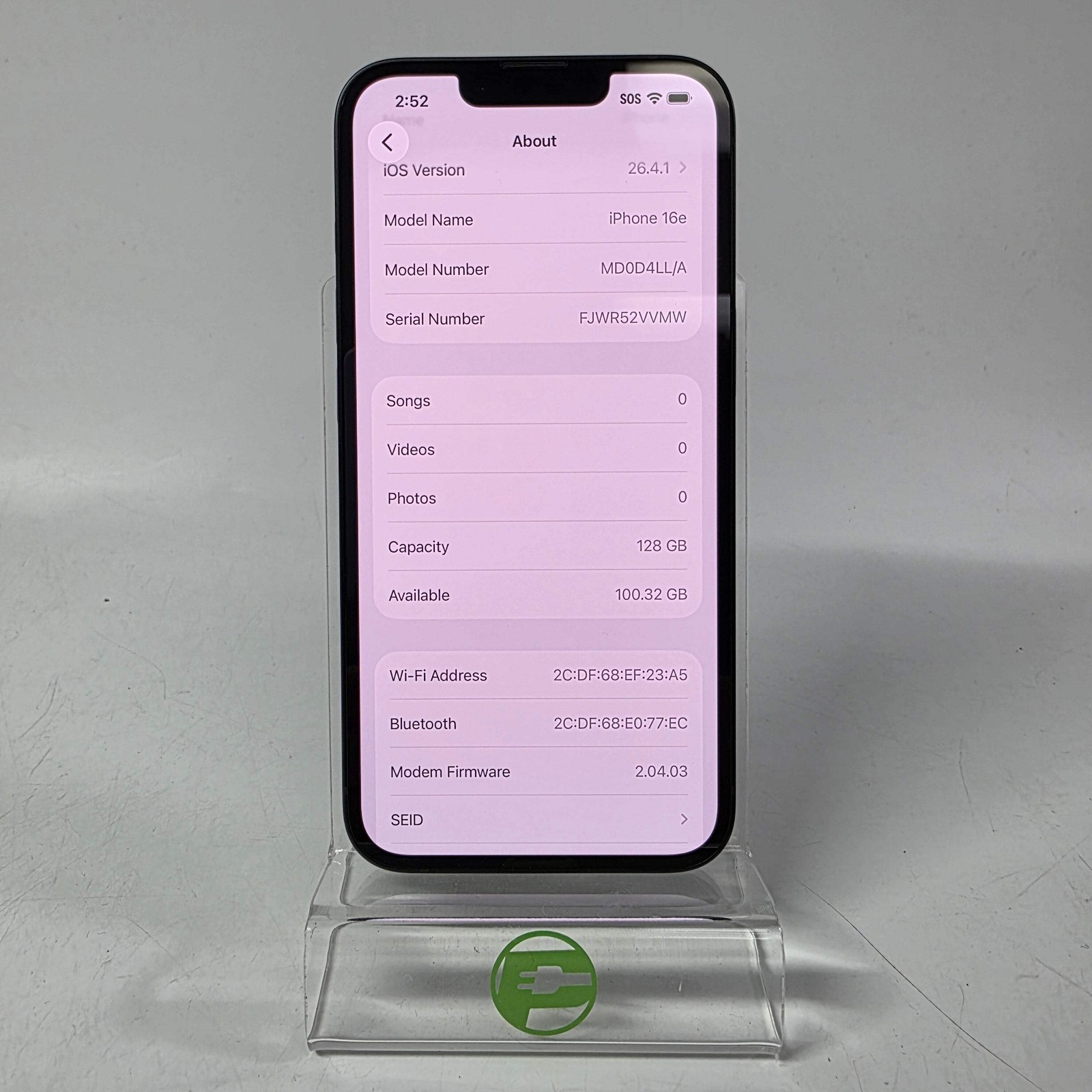 Unlocked Apple iPhone 16e 128GB 26.4.1 Black MD0D4LL/A