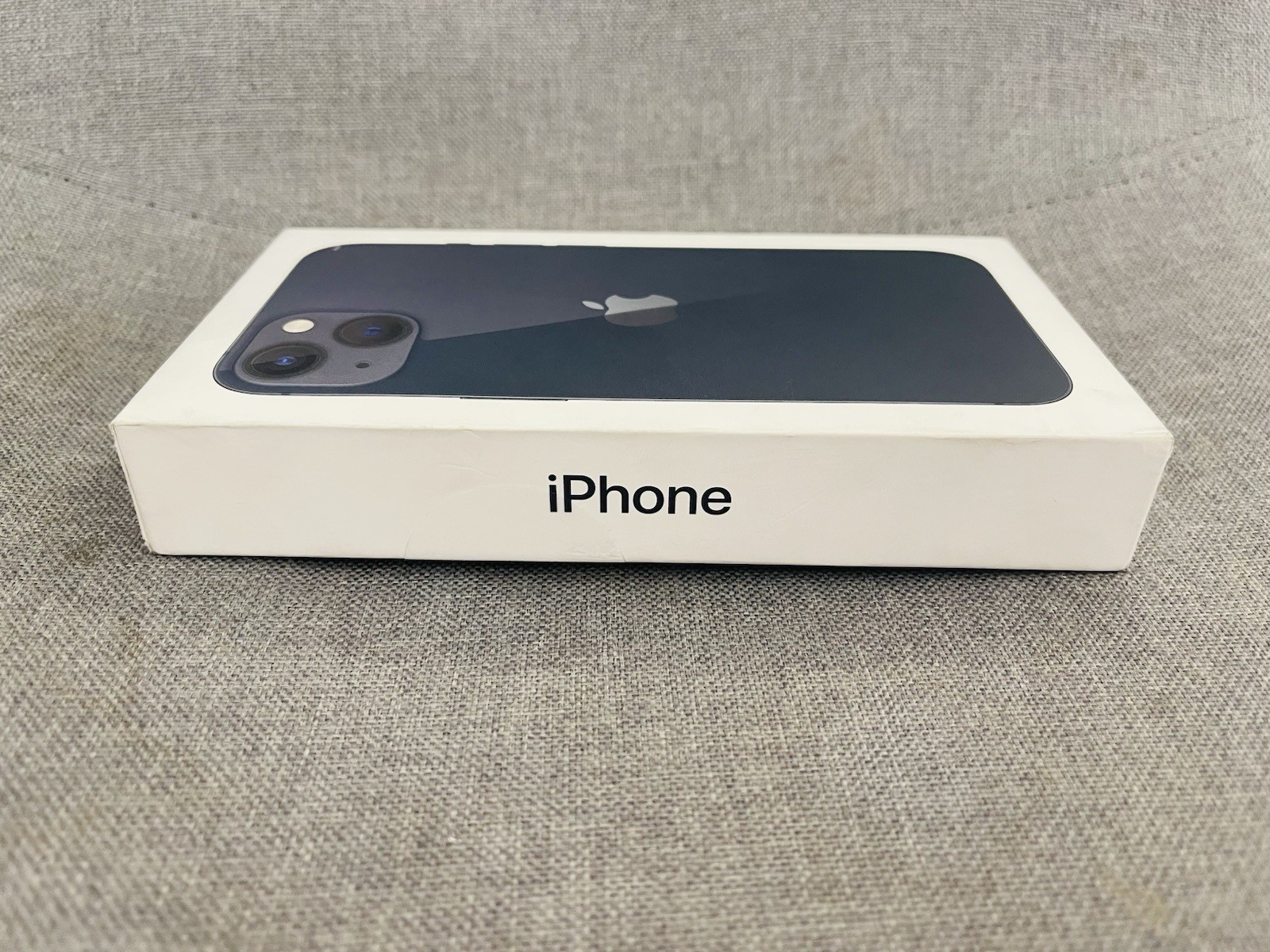 Apple iPhone 13 – 128 GB – Black – StraightTalk – NEW (READ DESCRIPTION)