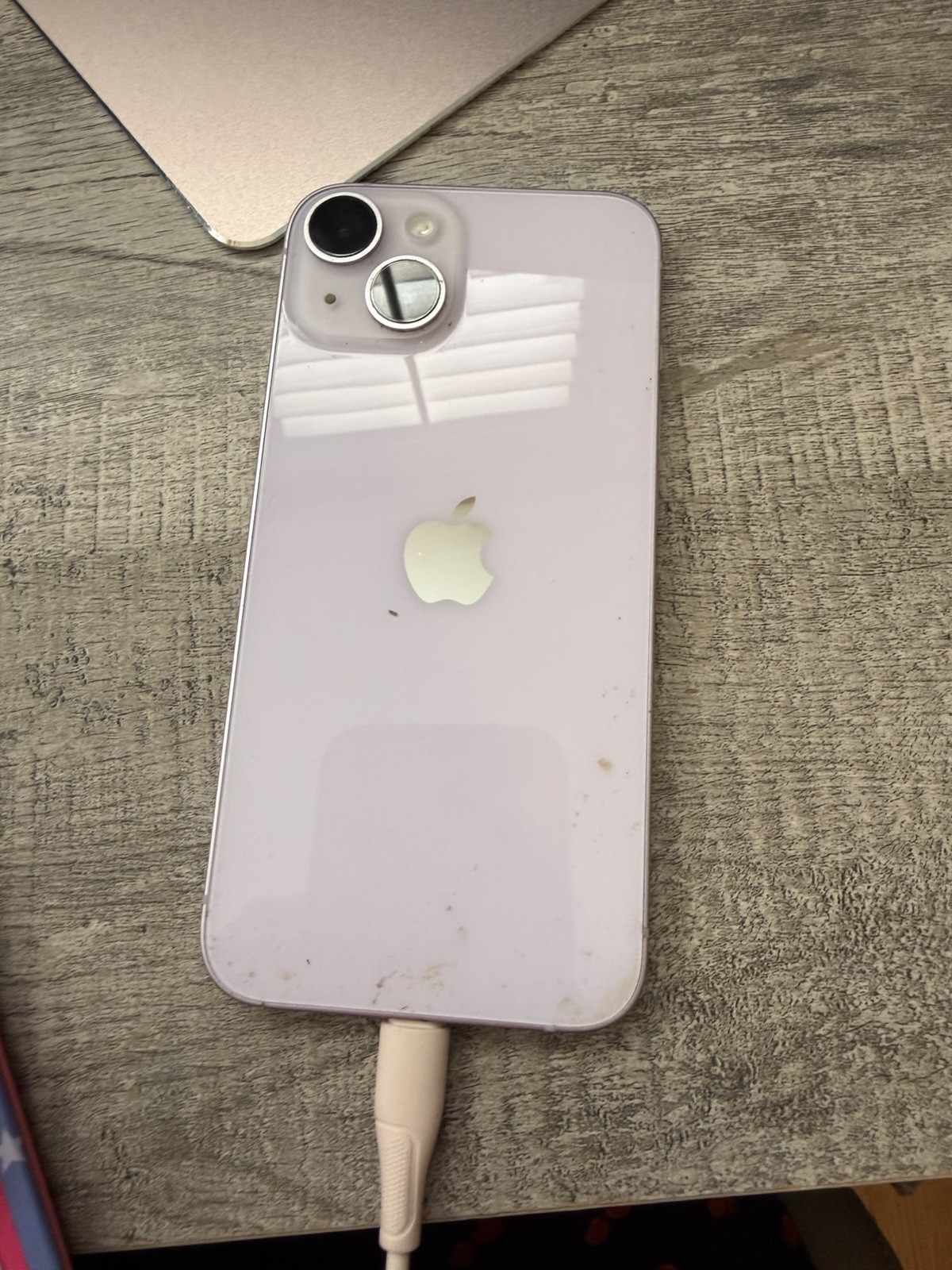 Apple iPhone 14 128GB Purple iOS Smartphone 12MP 6.1″ Wi-Fi Bluetooth NFC