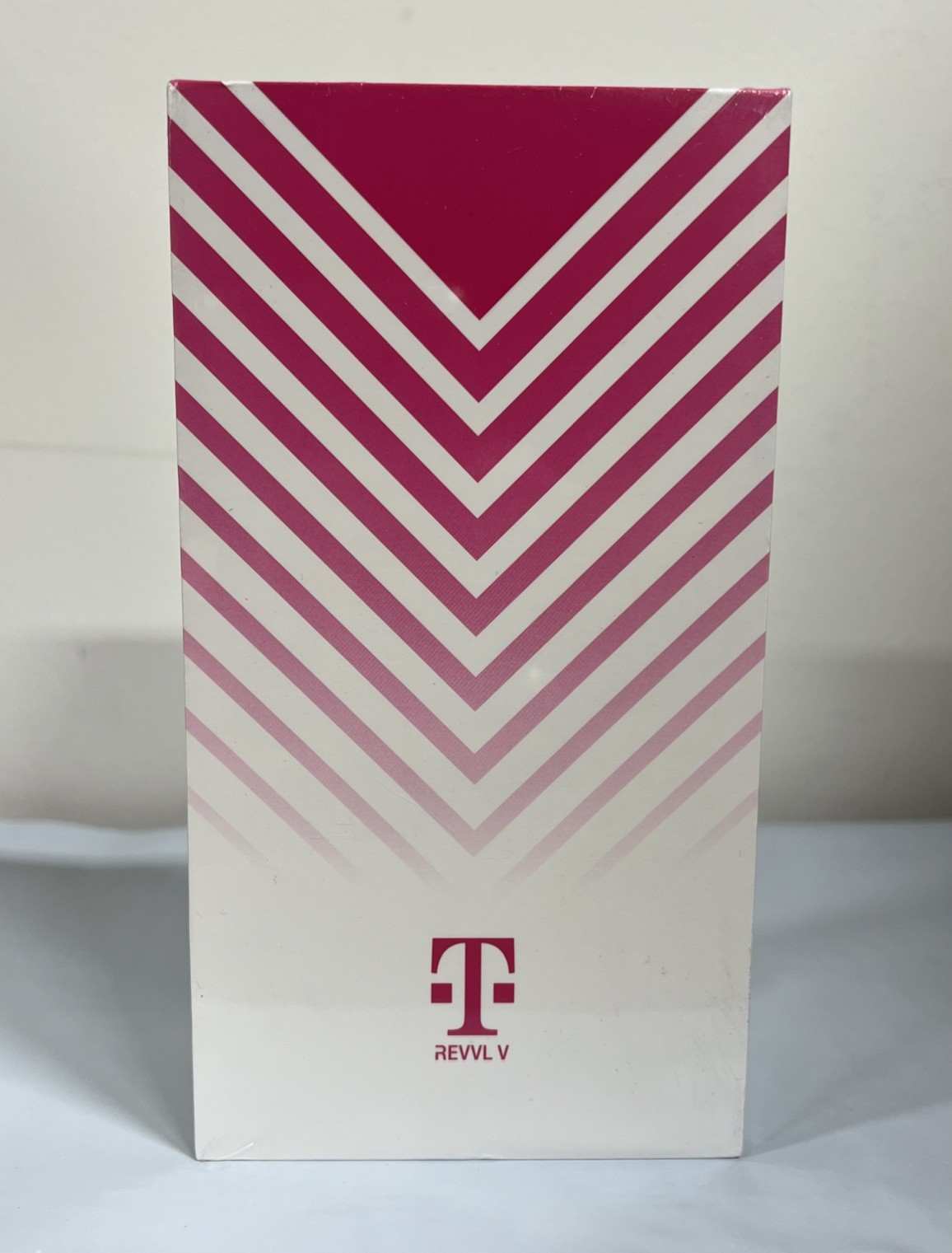 T-Mobile REVVL V – 32 GB – Black (Metro) New Factory Sealed*** Free Shipping