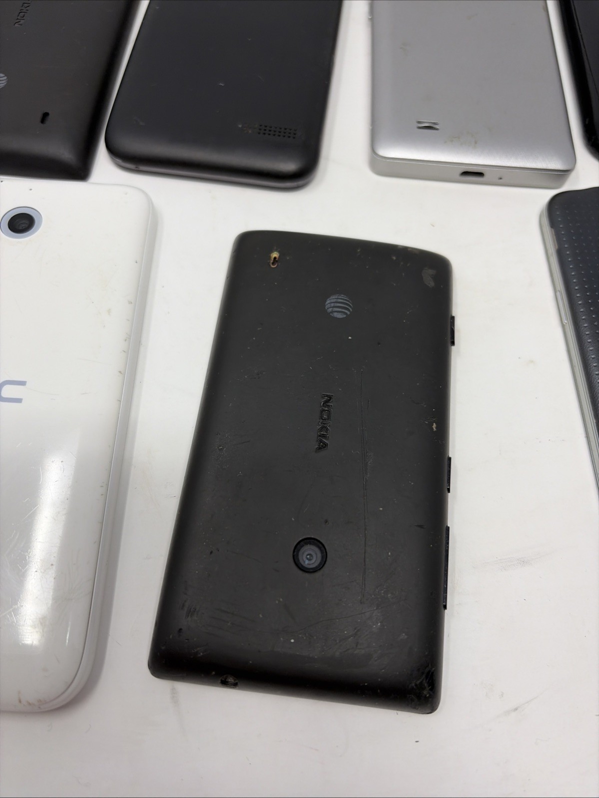 Lot of 7 Android / Windows Phones Untested For Parts / Repair