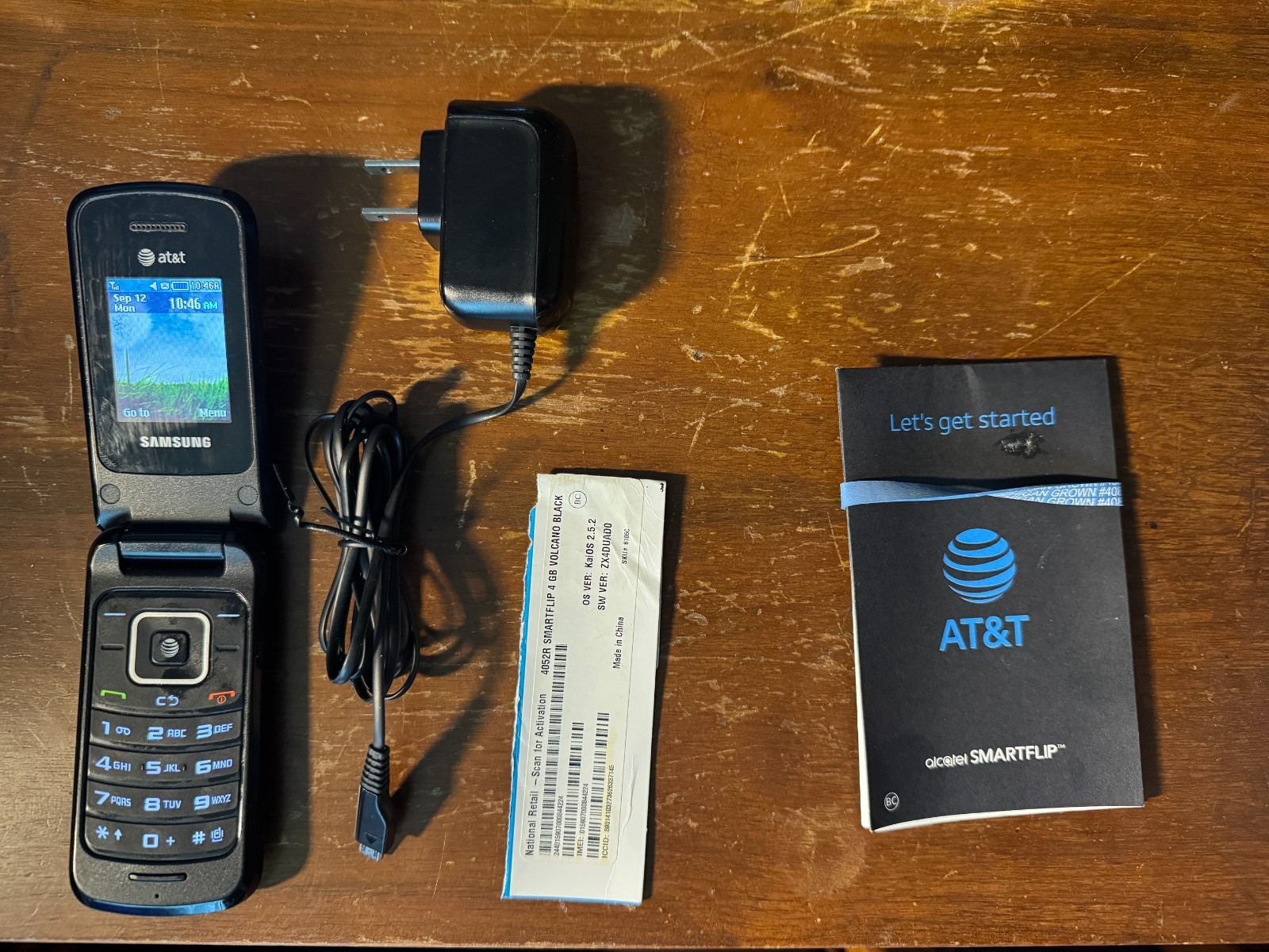 Samsung SGH-A157 256MB Storage AT&T 3G Flip Cellphone – Black