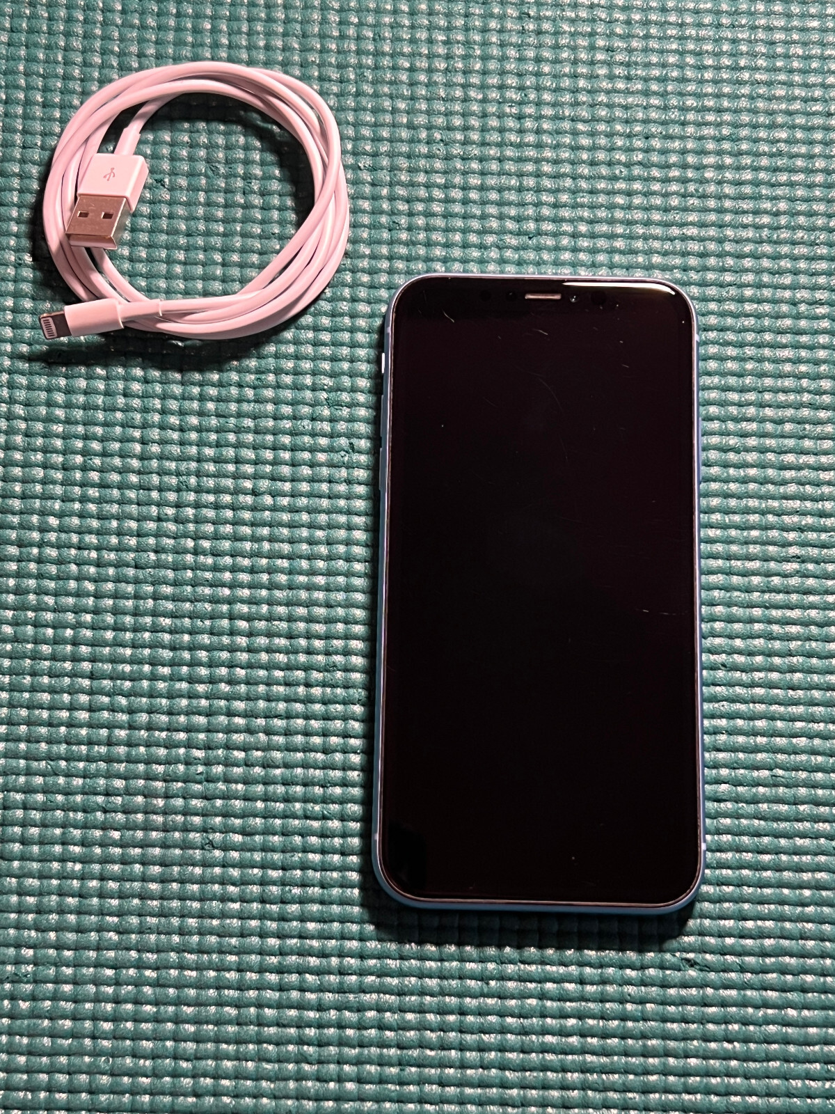 Apple iPhone XR – 64GB – Blue (Unlocked) A1984 CDMA + GSM