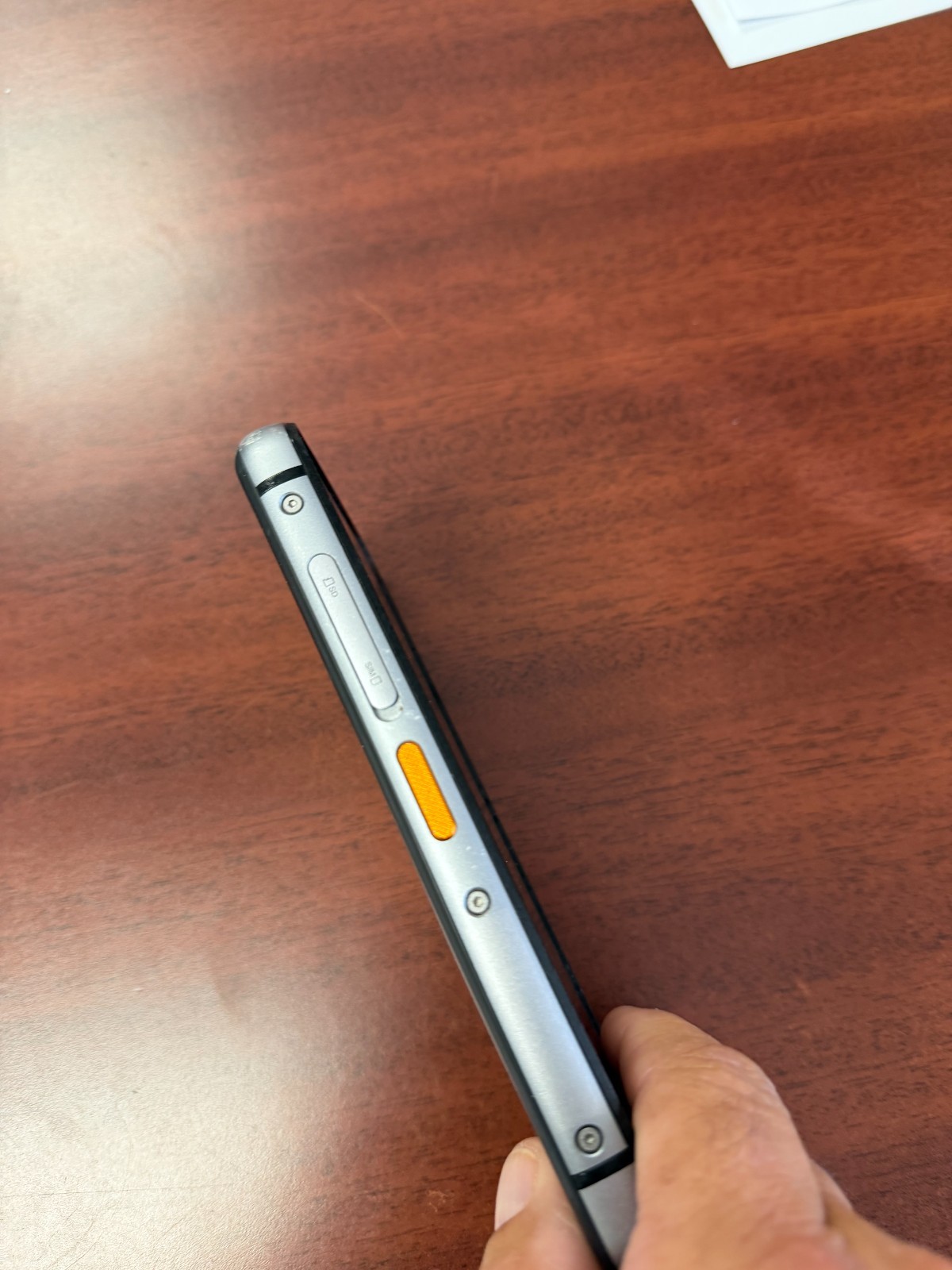 CAT S60