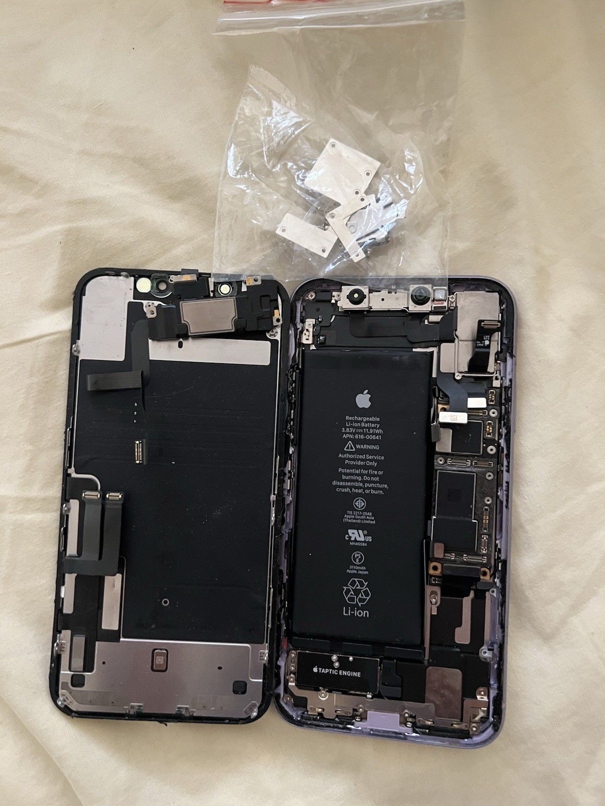 Apple iPhone 11 Purple Parts Smartphone for Apple, Disassembled good for parts