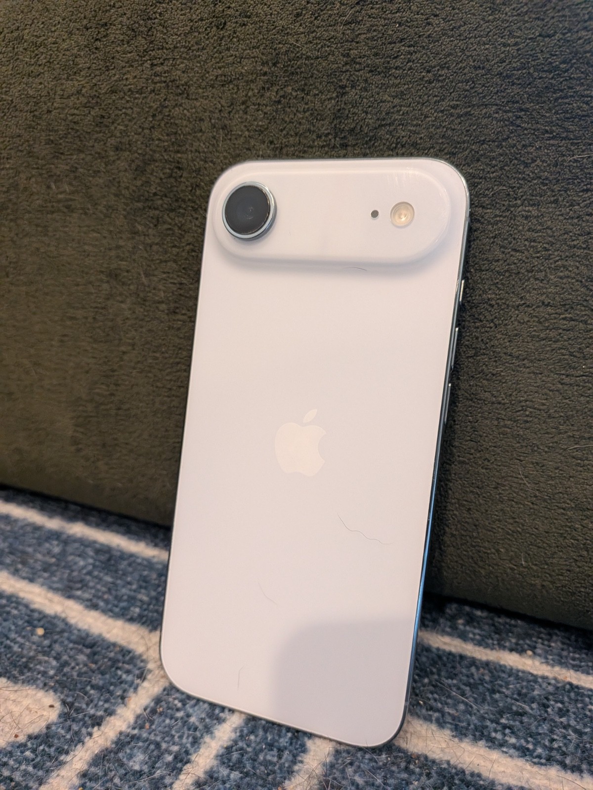 Apple iPhone Air 256GB (Unlocked) – model MG1D4LL/A – Sky Blue – Excellent