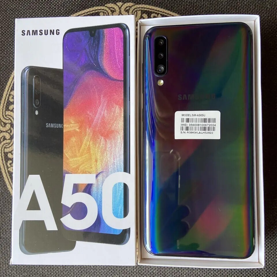 NEW – Samsung Galaxy A50 SM-A505U 64GB Single Sim Unlocked Black Smartphone