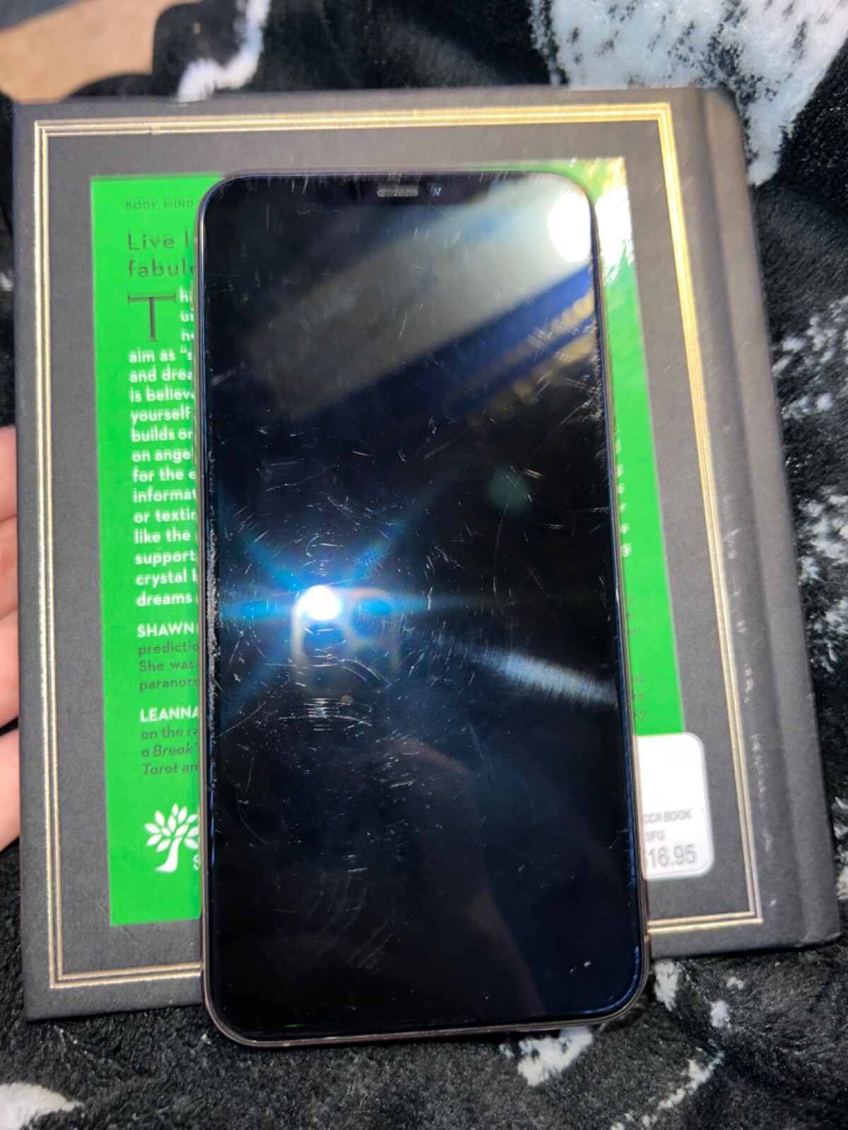 Apple iPhone 11 Pro Max – 64GB – Gold (Sprint) A2161 (CDMA + GSM)
