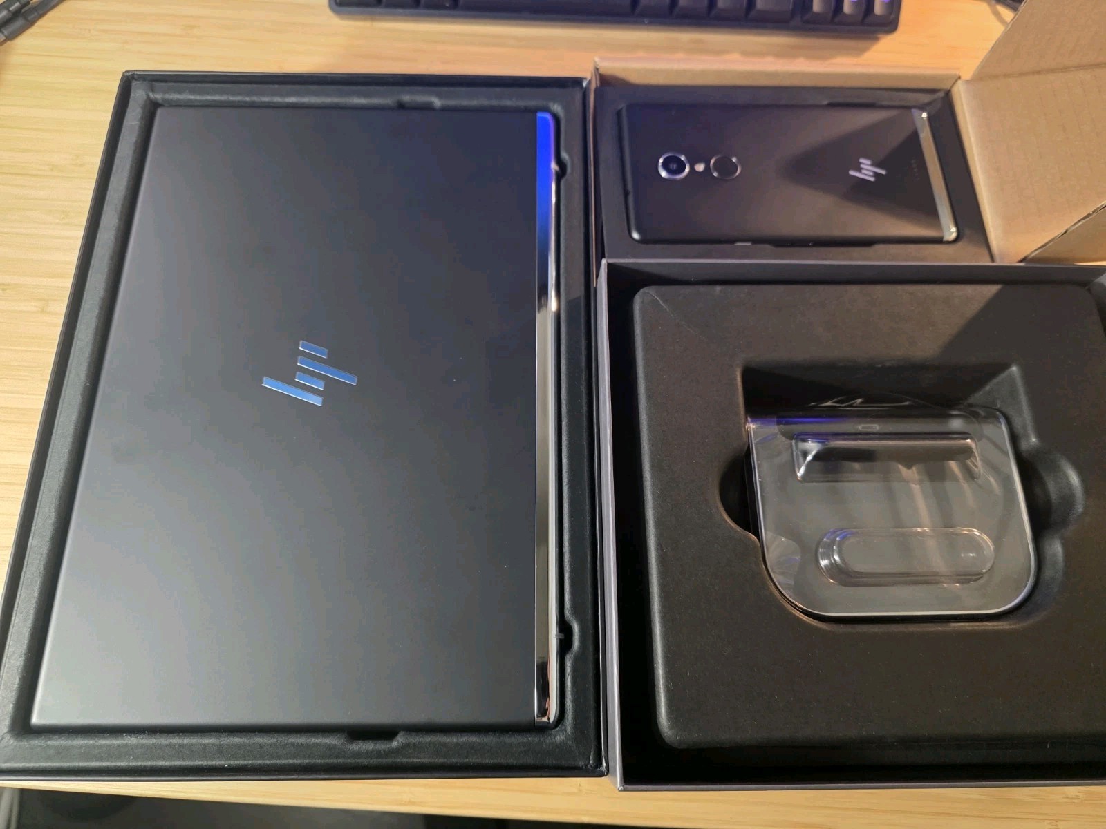 HP Elite x3 Graphite Unlocked Windows 10 Smartphone – 64GB 4GB RAM – Very Rare