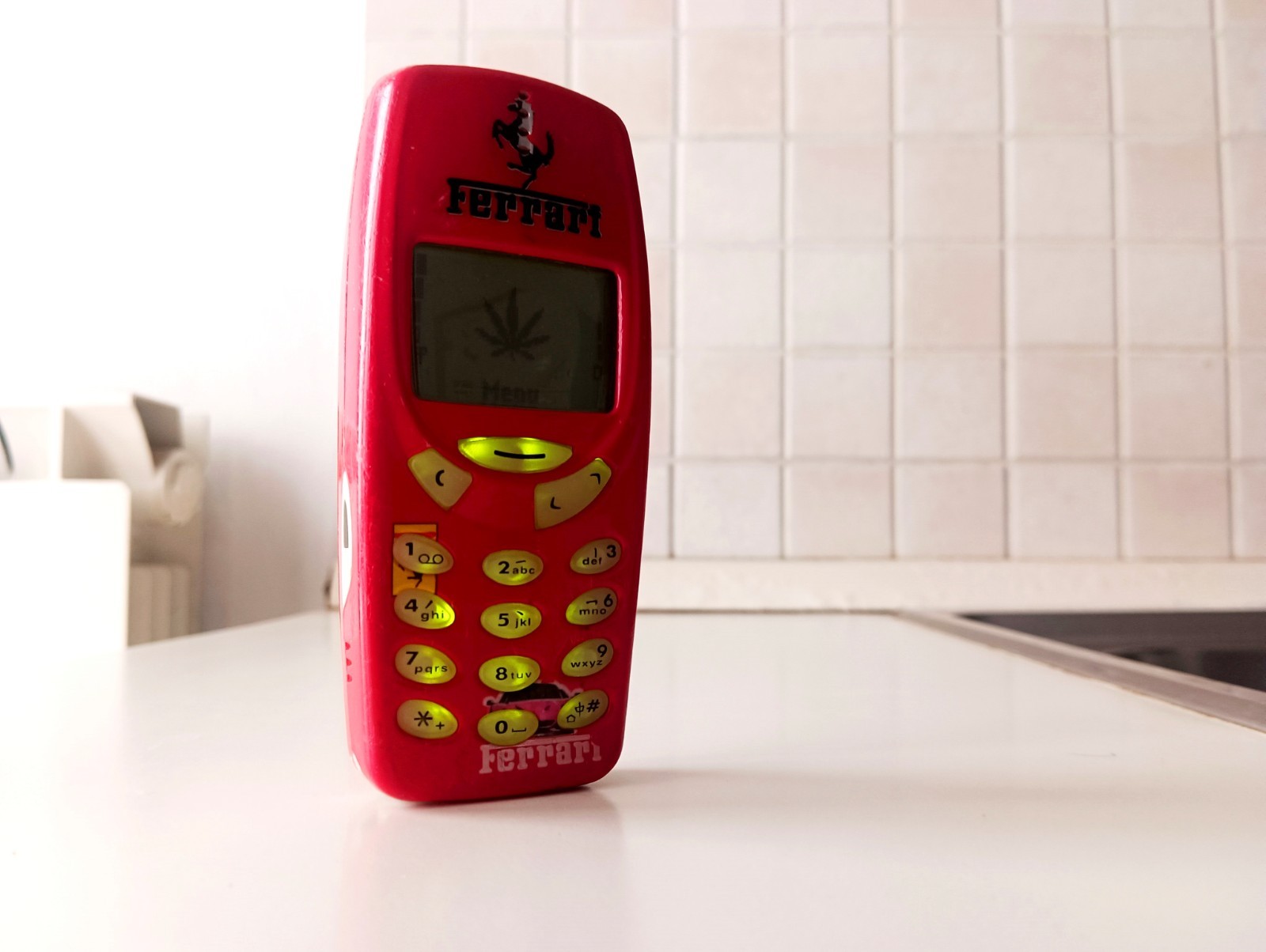 Nokia 3310 Ferrari + NEW Battery + Charger [RUSSIAN-BULGARIAN-UKRAINIAN]
