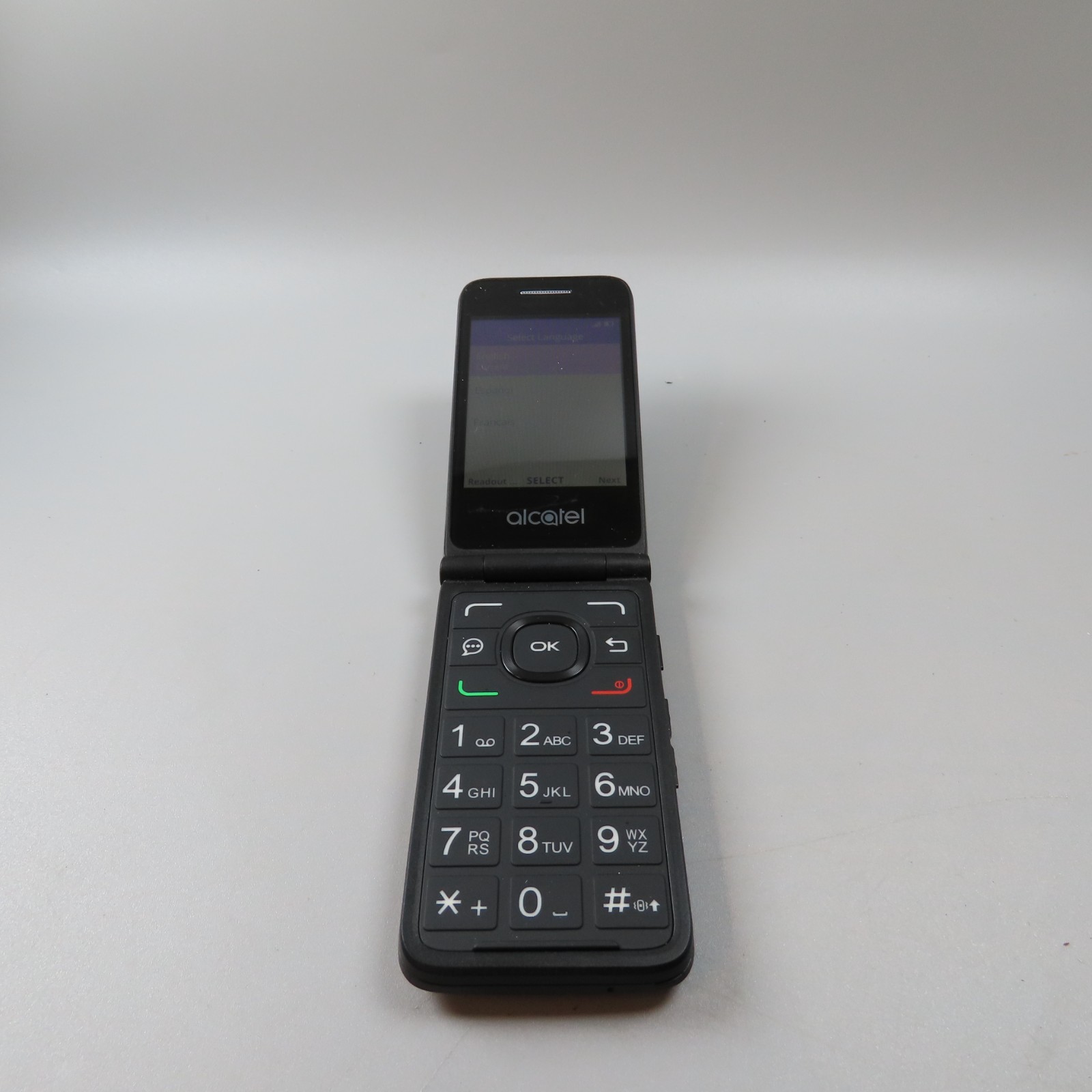 Alcatel A405DL Cellphone- Powers on, buttons are functional, connects to WiFi