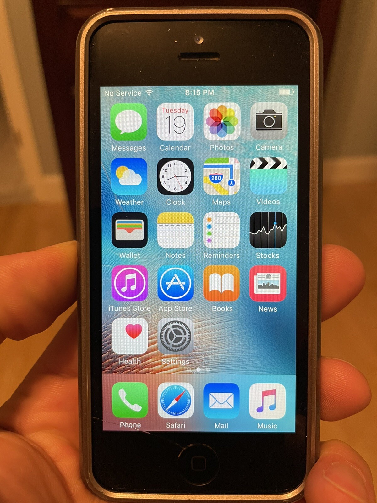 Apple iPhone 5 – 16GB – Black & Slate (Verizon) A1429 (CDMA + GSM)