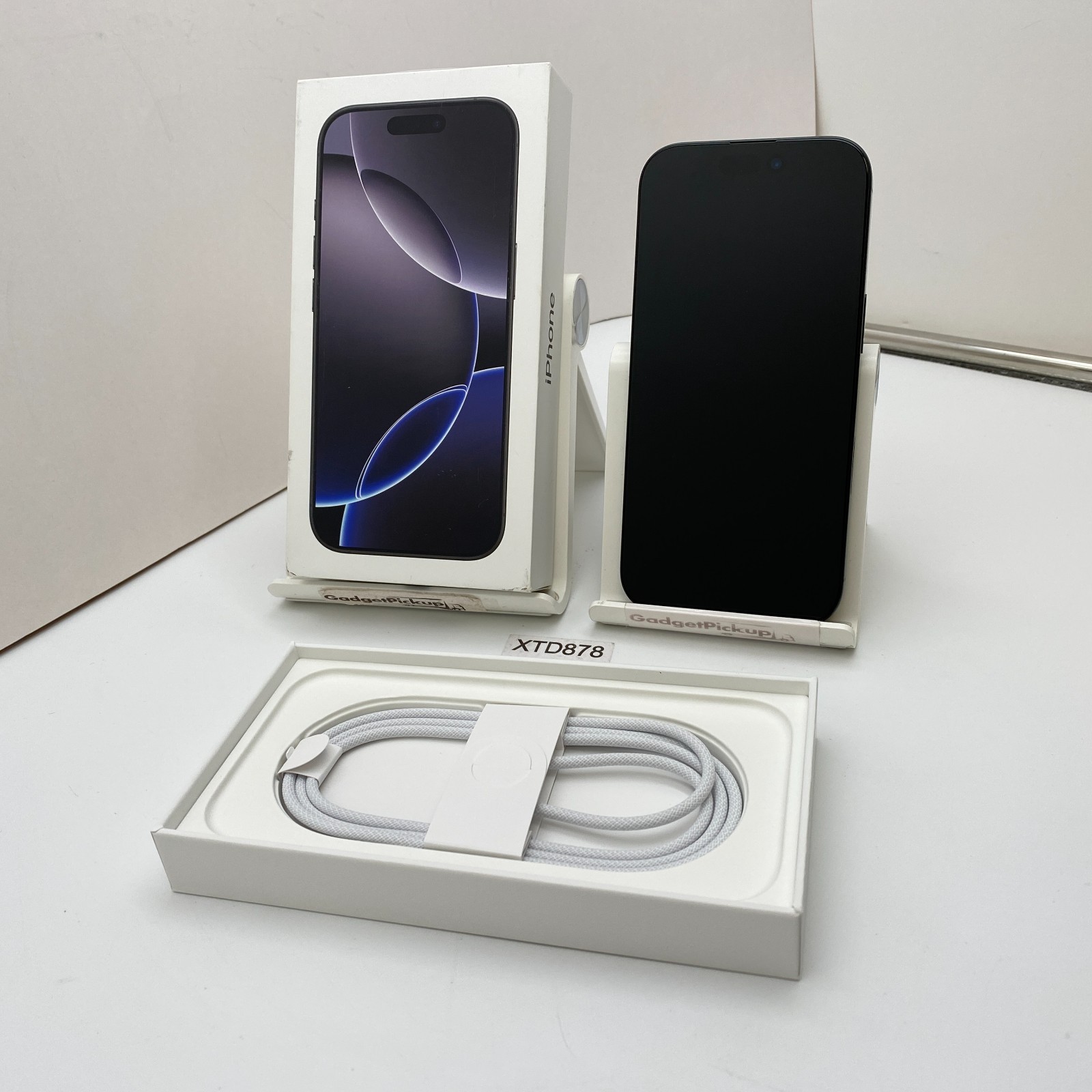 Apple iPhone 16 Pro – 128GB – Black Titanium (Unlocked) -Open Box