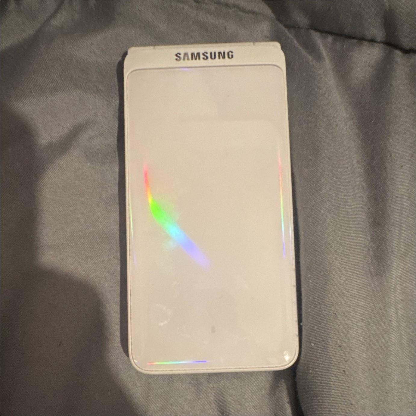 Samsung Galaxy Folder 2 SM-G160N Unlocked White Flip Android 32GB 8MP LTE