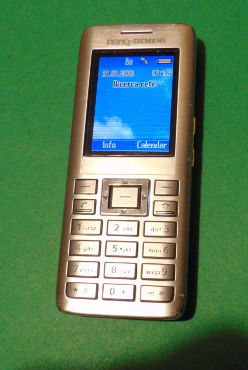 CELLPHONE – BENQ – SIEMENS S68 – WORKING + BOX, CD-MANUAL