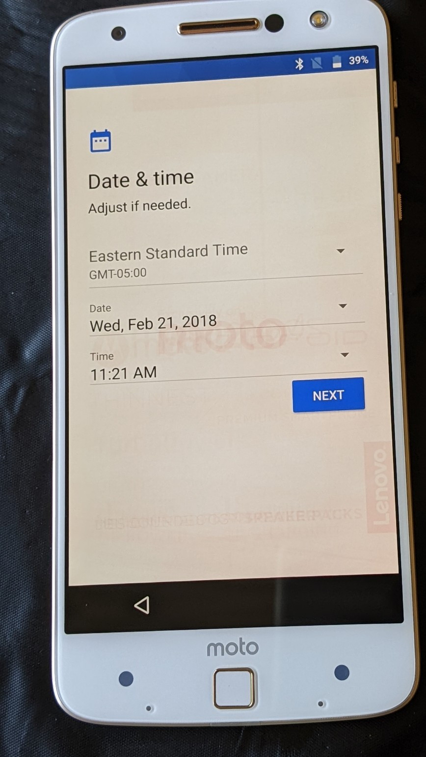 Moto Z Droid XT1650 32GB White/Gold (Verizon) – Light Screen Burn – Excellent A+