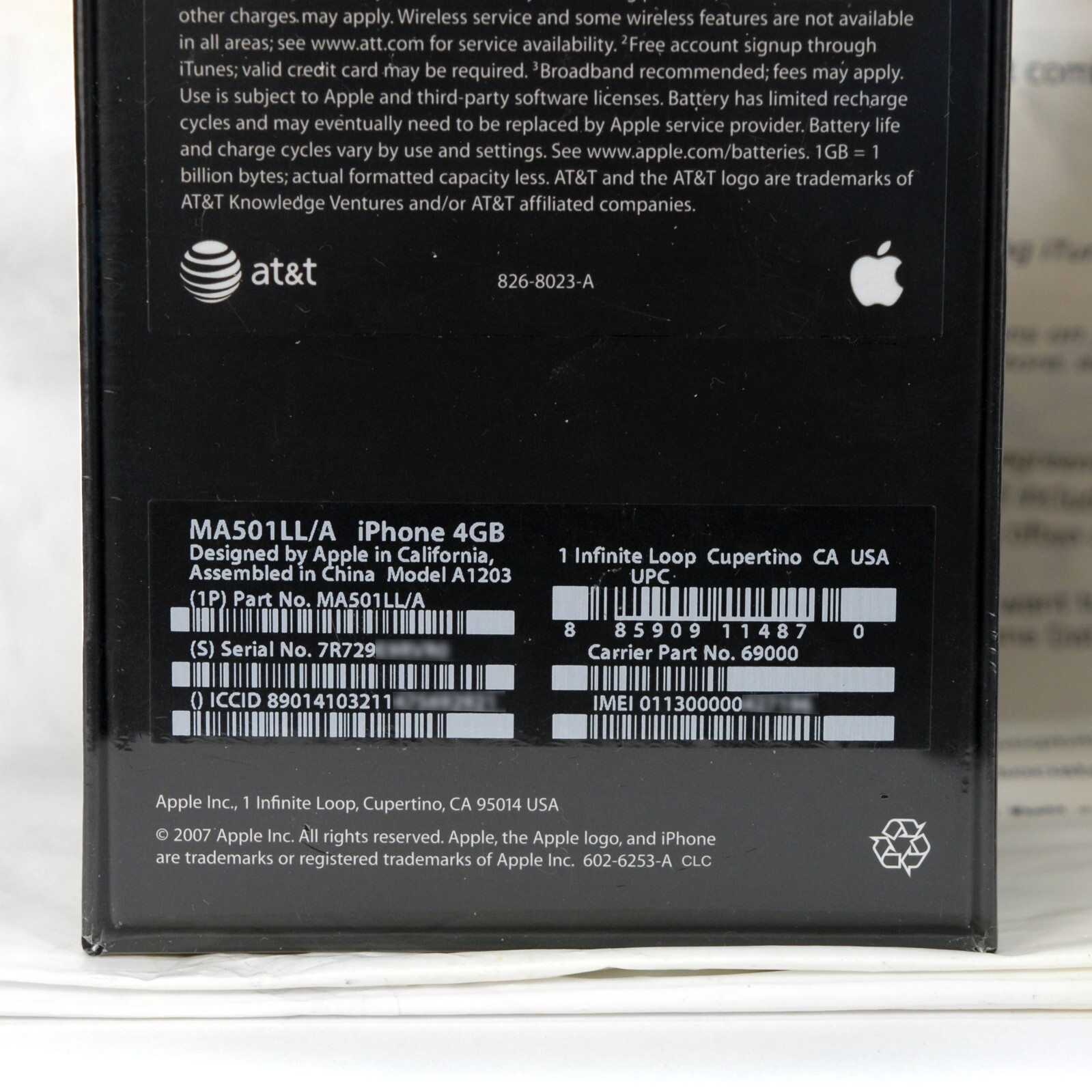 Apple iPhone 2G 4GB – w/ Headset & AT&T Retail Bag New Sealed in Box 2007