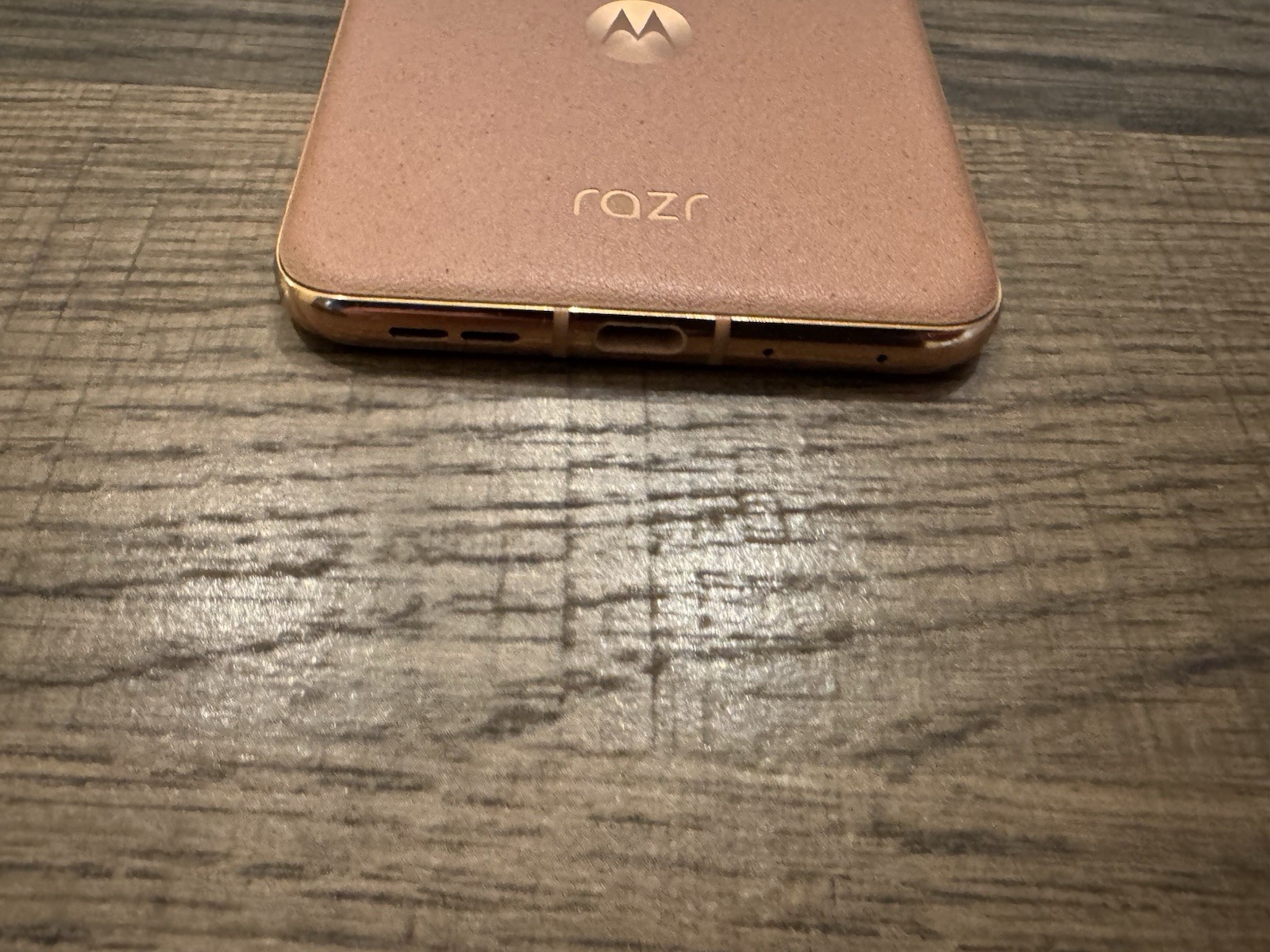 Motorola RAZR Plus 5G (2025) XT2557-3 256GB Gold Unlocked open Box