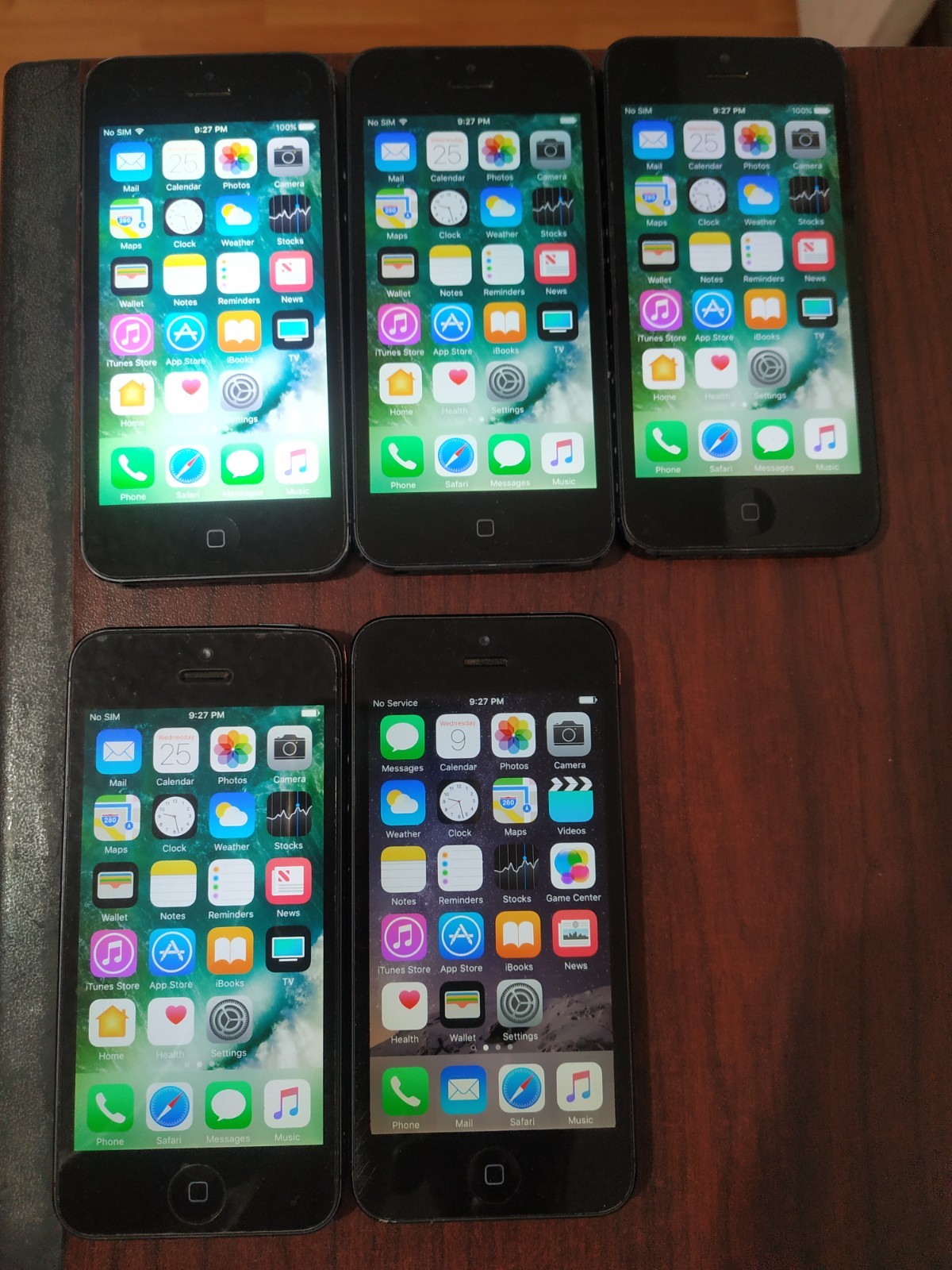 Lot of 5 Apple iPhone 5 32GB (1pc) 16GB(4pcs) A1428 / A1429 Gray