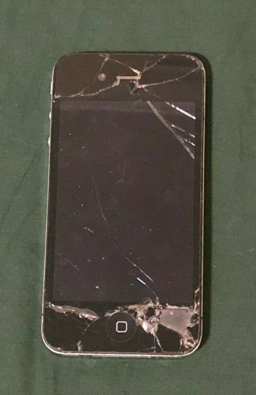 Apple iPhone 4 – Black (AT&T) A1332 (GSM)