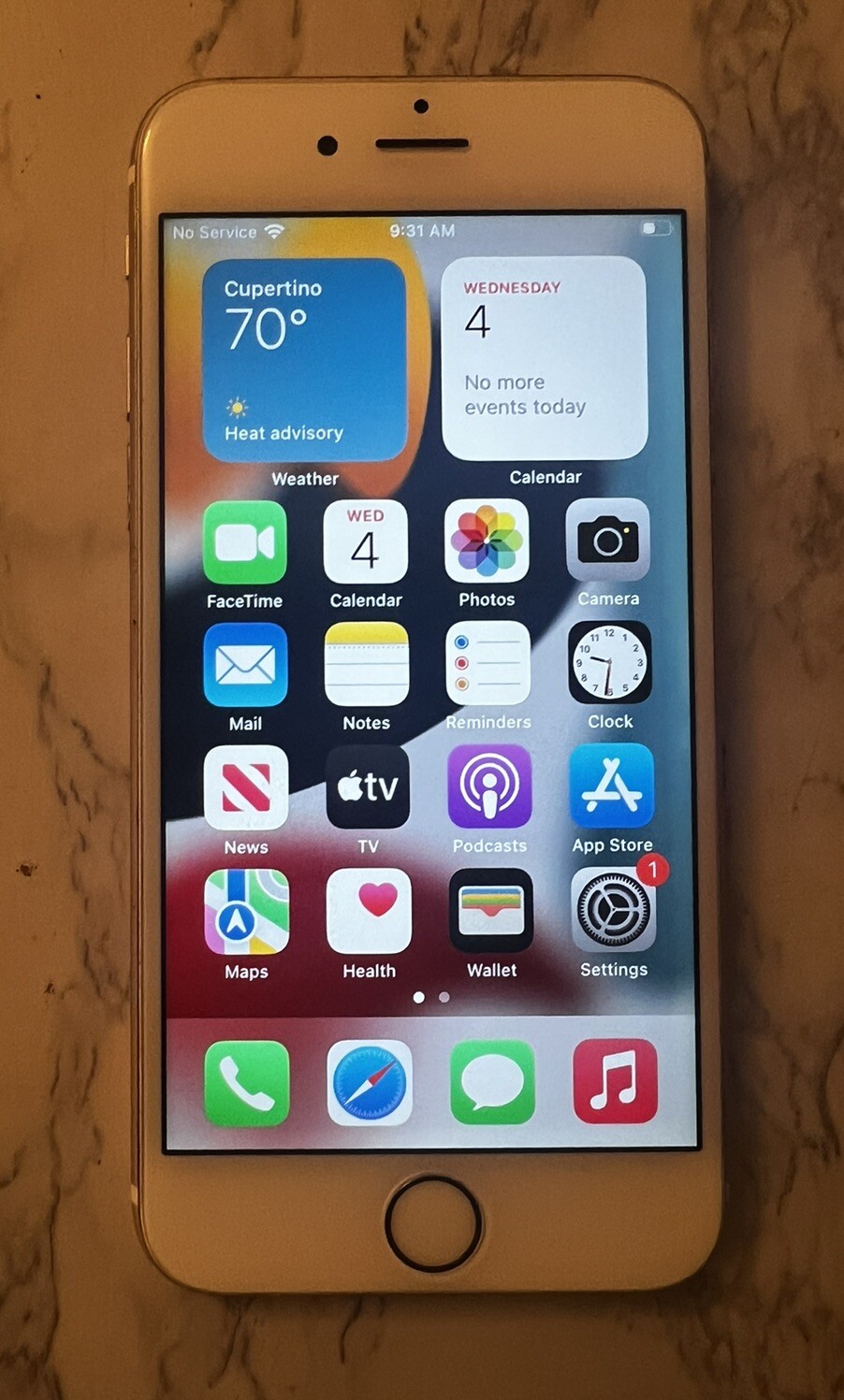 Apple iPhone 6s – 64GB – Gold Unlocked A1633 CDMA + GSM