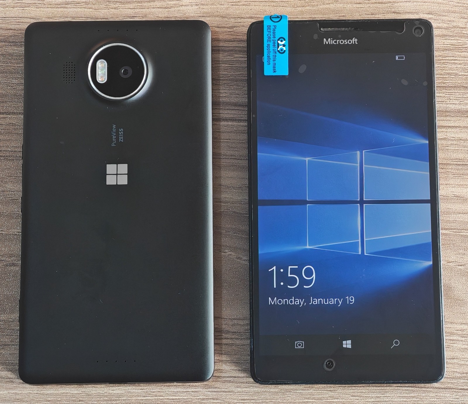 Microsoft Lumia 950 XL Nokia Lumia 950 XL Unlocked 32GB 3GB RAM Random Color