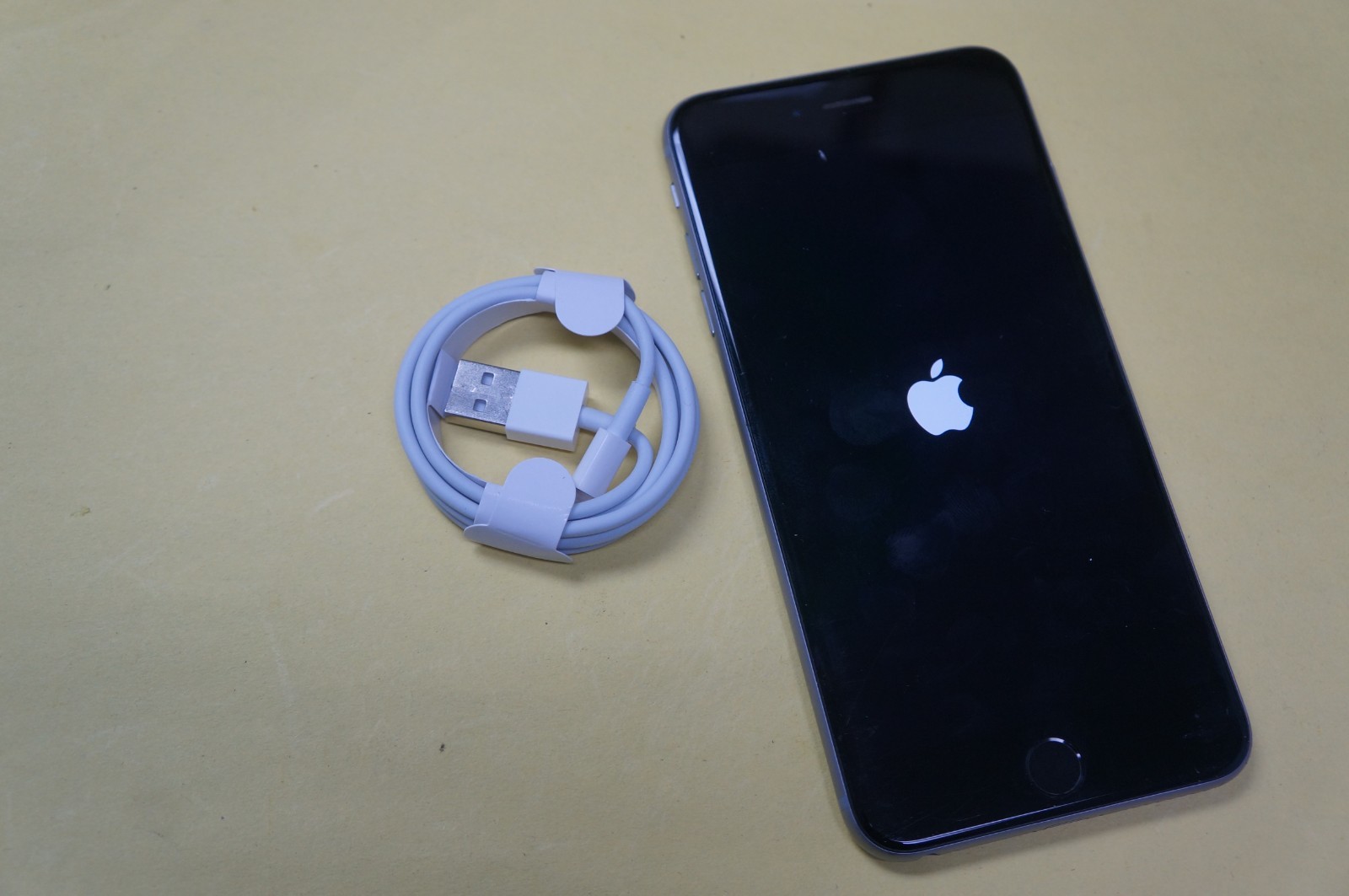 Apple iPhone 6S plus 64GB (TRACFONE) GRAY 85% Battery FREE SHIP