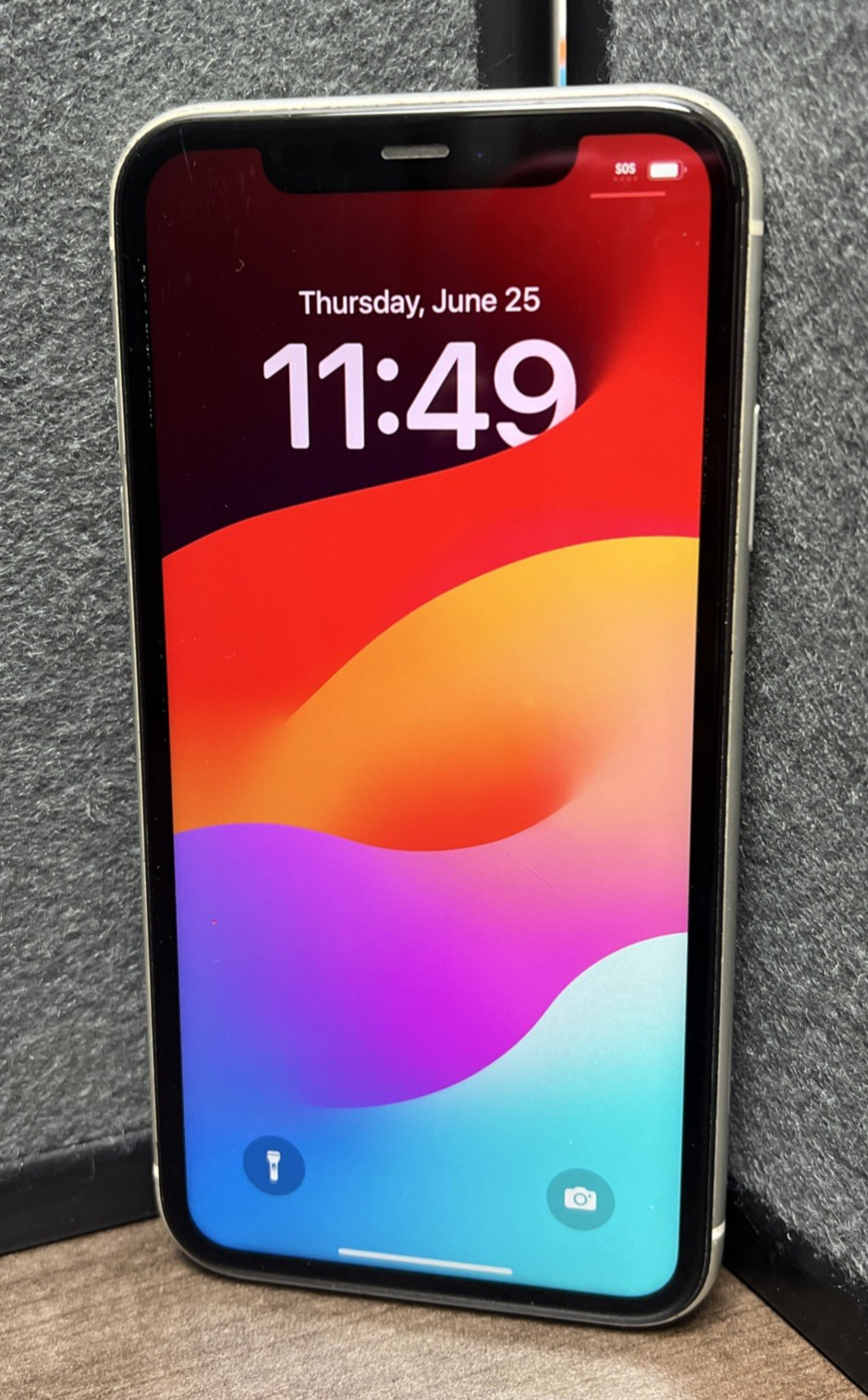 iPhone 11 – A2111 128GB (Unlocked) White