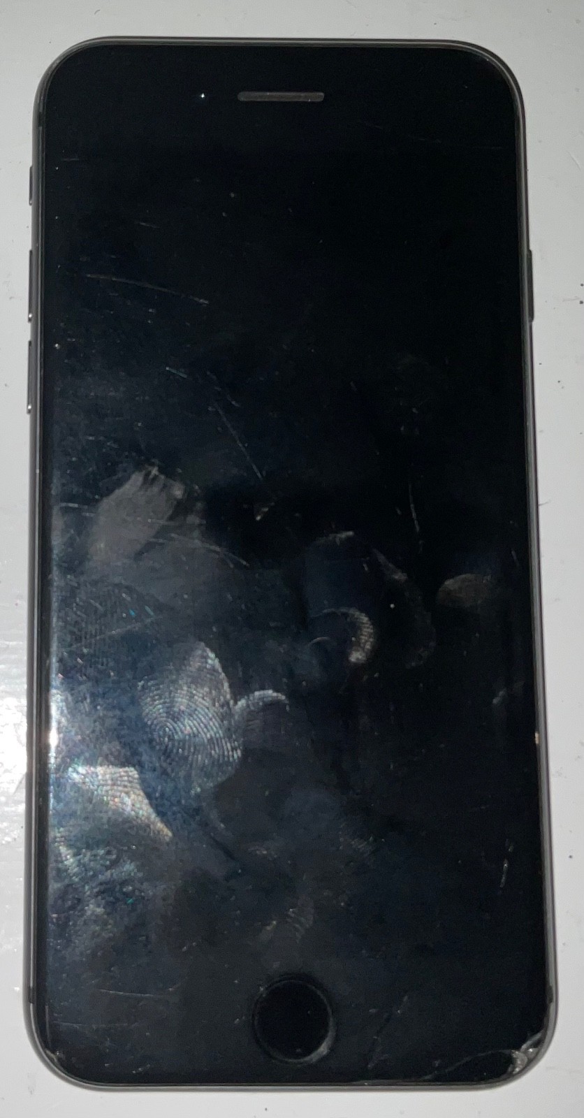 Apple iPhone 8 – 64 GB – Space Gray (Unlocked)