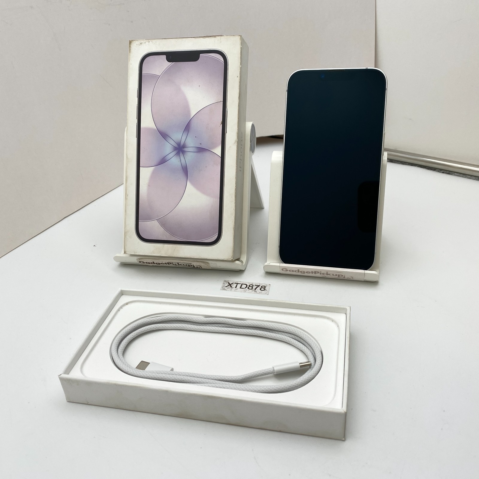 Apple iPhone 17e – 256GB – White (Unlocked) – Open Box