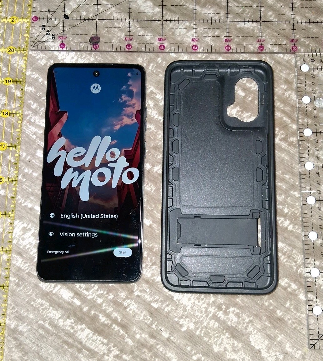 Motorola Moto G 5G (2024) 128GB Xfinity Sage Green Smartphone With Black