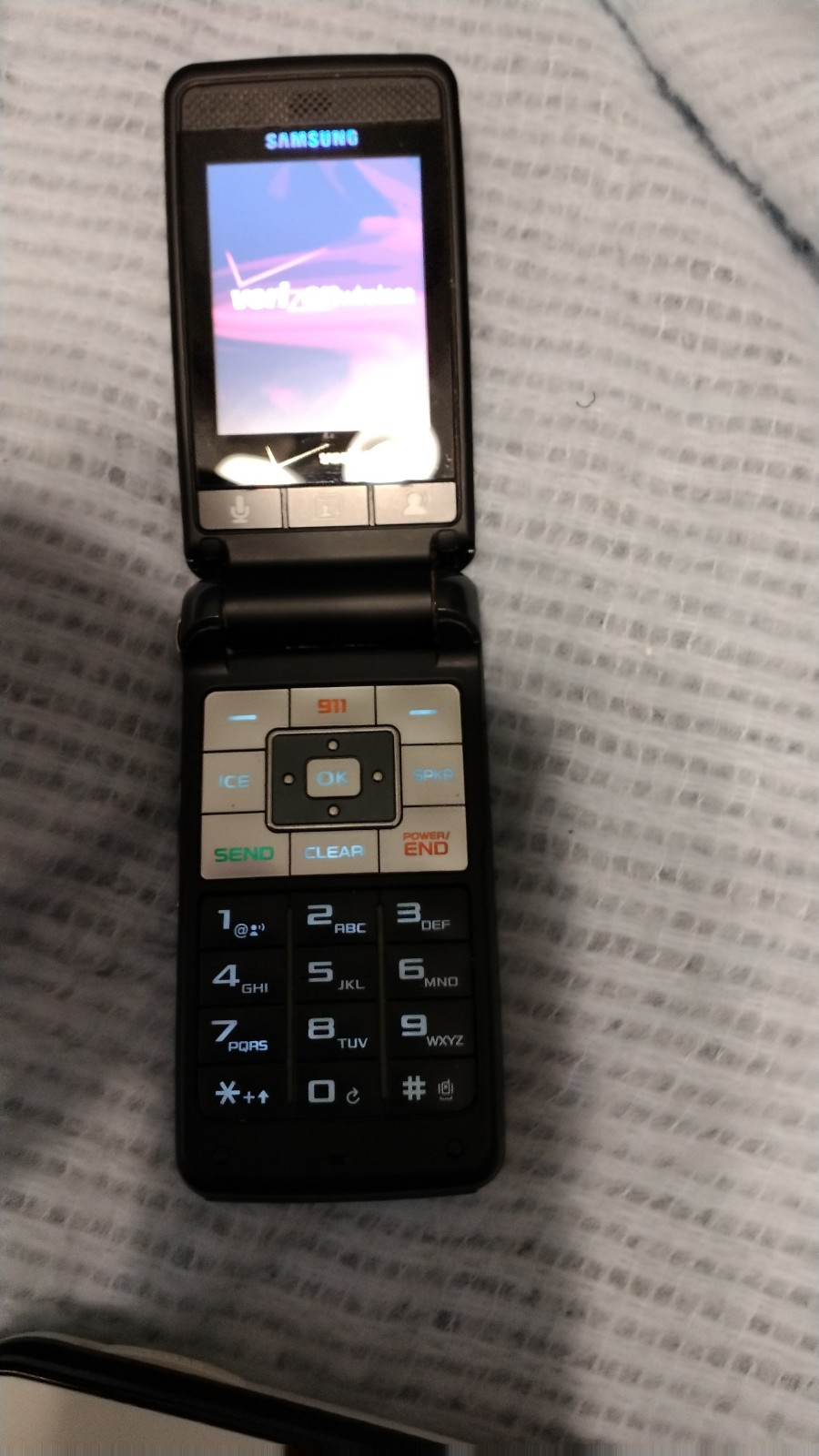 Samsung Flip Phone Haven SCH-U320 – Charcoal Gray (Verizon) Cellular Phone
