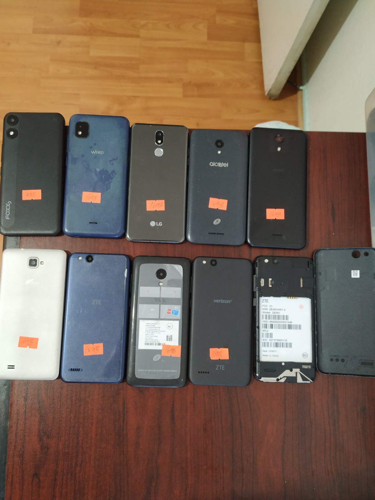 Lot of 10 Mixed Brand LG/WIKO/alcatel and other 16GB Smartphone