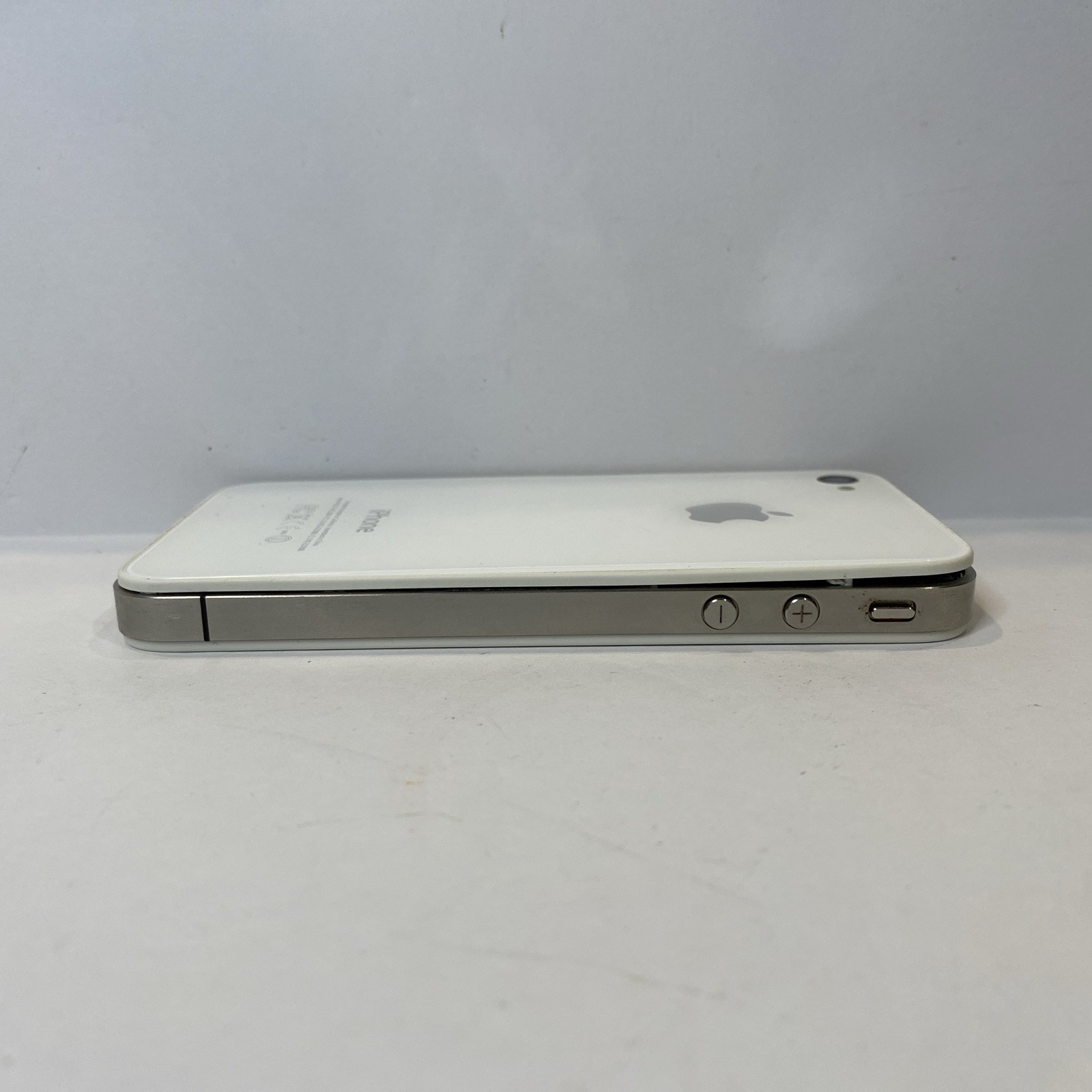 Apple iPhone 4 White A1349 For Parts